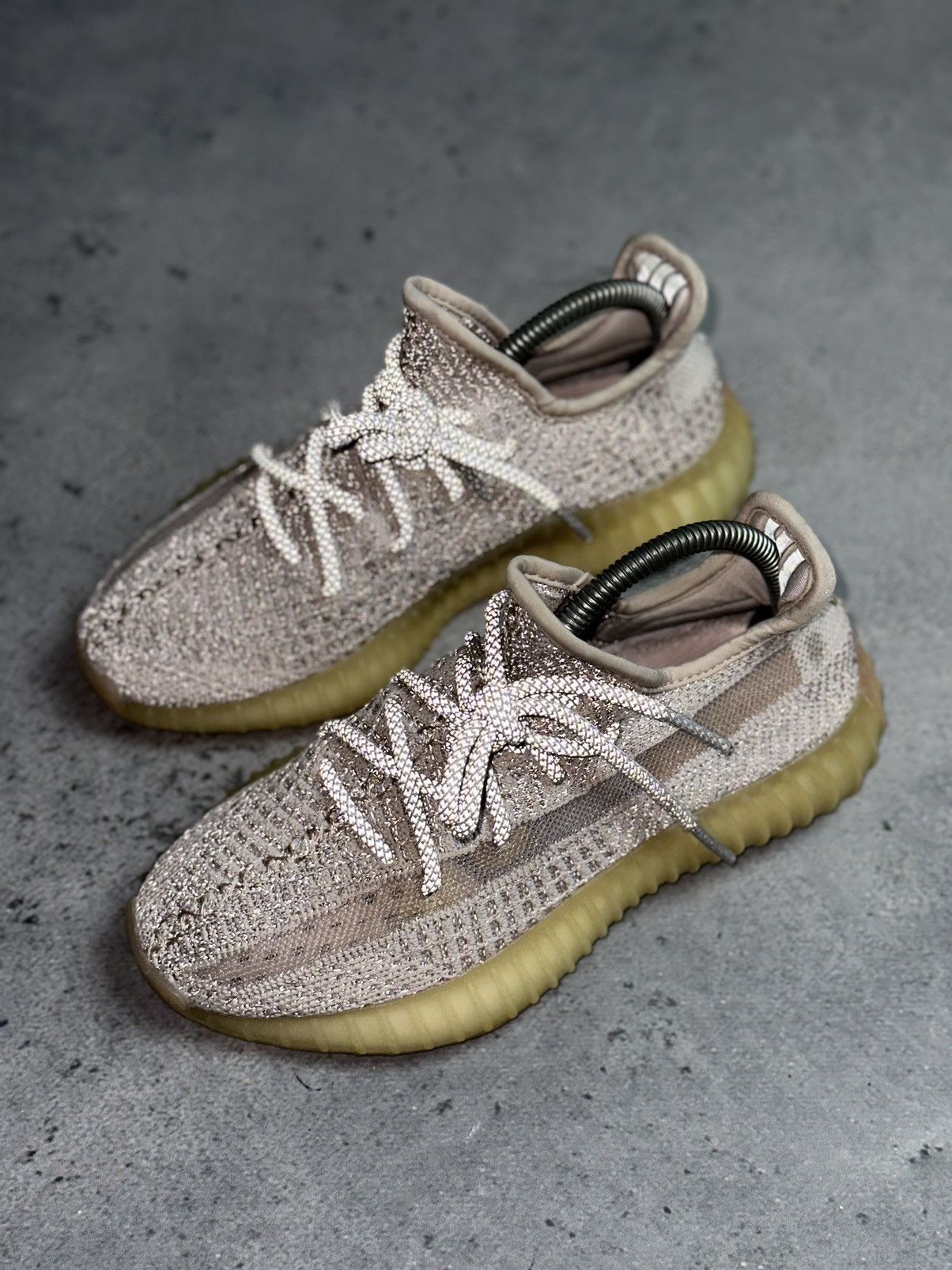 Yeezy Adidas Yeezy Boost 350 V2 Synth Reflective Size US 5.5 / IT 35.5 - 4 Thumbnail