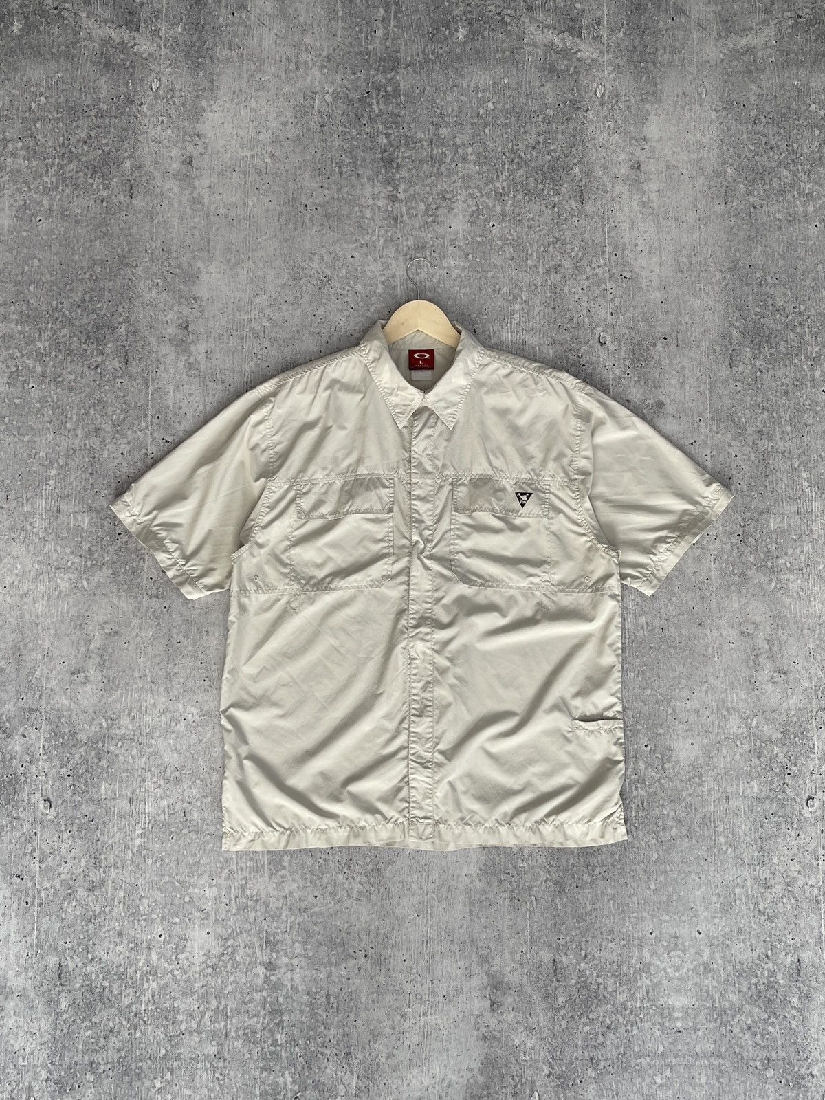 Oakley × Vintage Oakley Vintage Very Light Weight Summer Shirt With Logo Size US L / EU 52-54 / 3 - 1 Thumbnail