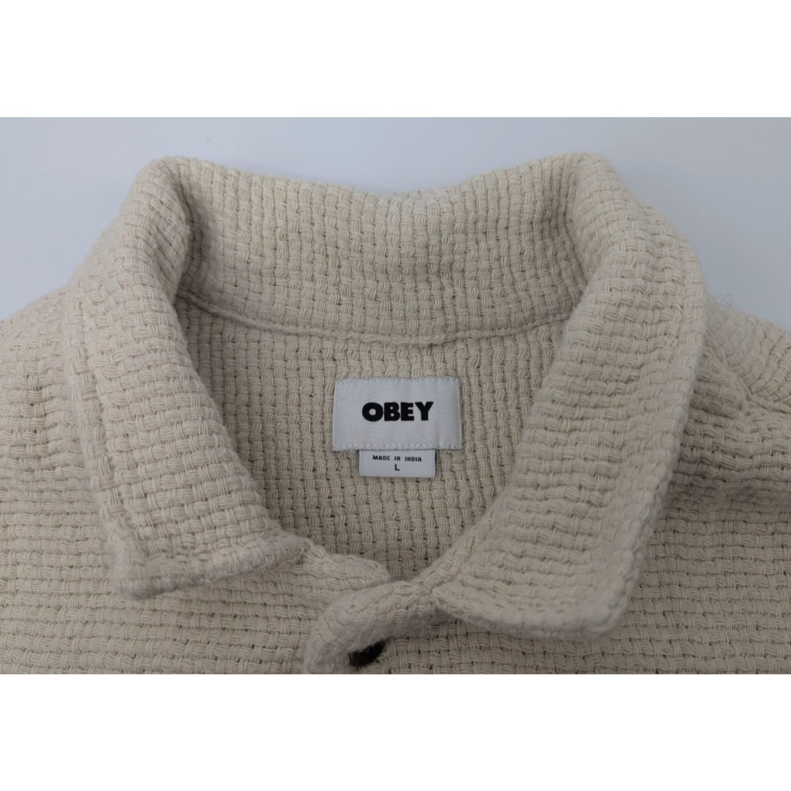 Obey OBEY x UO Exclusive Torocoan Woven Cotton Button-Up T-Shirt Large Beige Aztec Mens Shirt Short Sleeve Button-Down Collar OT 90s/Collar? Size US L / EU 52-54 / 3 - 7 Thumbnail