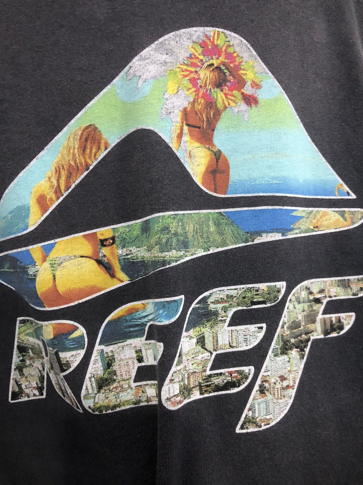 REEF × Vintage Vintage 90s REEF Bikini Girls Logo Surf Y2K Style T-shirt Size US M / EU 48-50 / 2 - 5 Thumbnail
