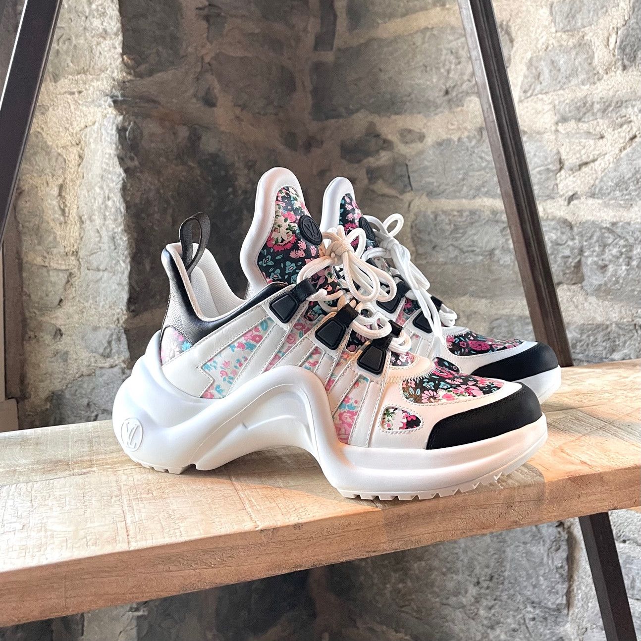 Louis Vuitton Louis Vuitton White Archlight Floral Print Chunky Sneakers Size US 8 / IT 38 - 1 Thumbnail
