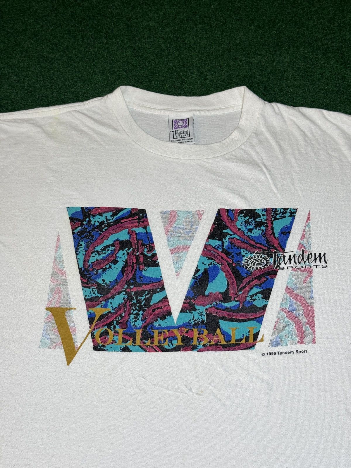Vintage Vintage 90s Tandem Sports Volleyball Beach Surfer T Shirt Size US XL / EU 56 / 4 - 2 Thumbnail