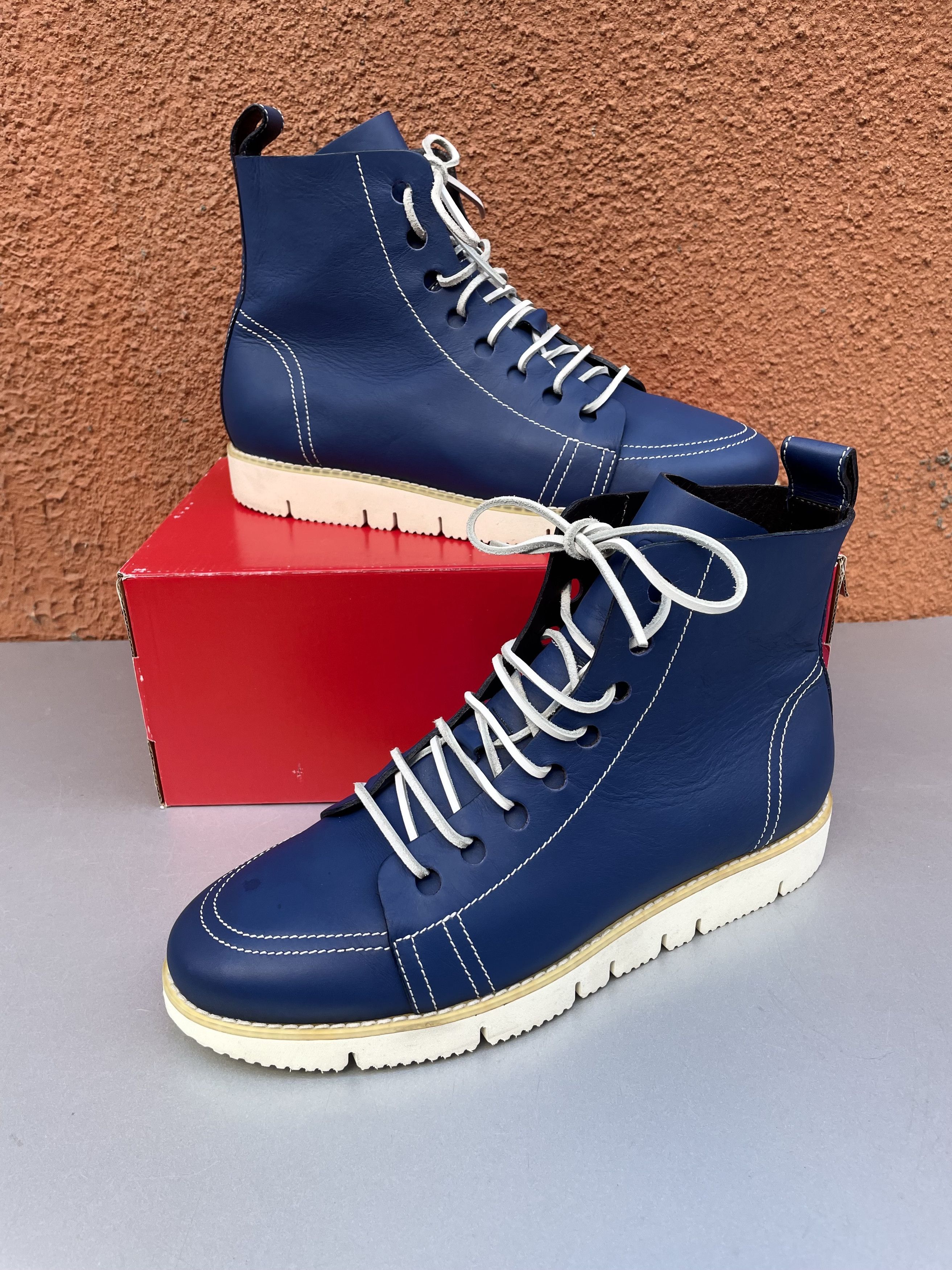 Jimmy Choo Rare Jimmy Choo luxury Italy men’s Size US 10 / EU 43 - 3 Thumbnail