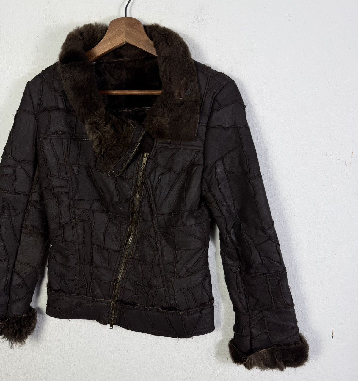 Le Grande Bleu (L.G.B.) Patchwork leather jacket asymmetrical zipper with fur trim Size XS / US 0-2 / IT 36-38 - 3 Thumbnail