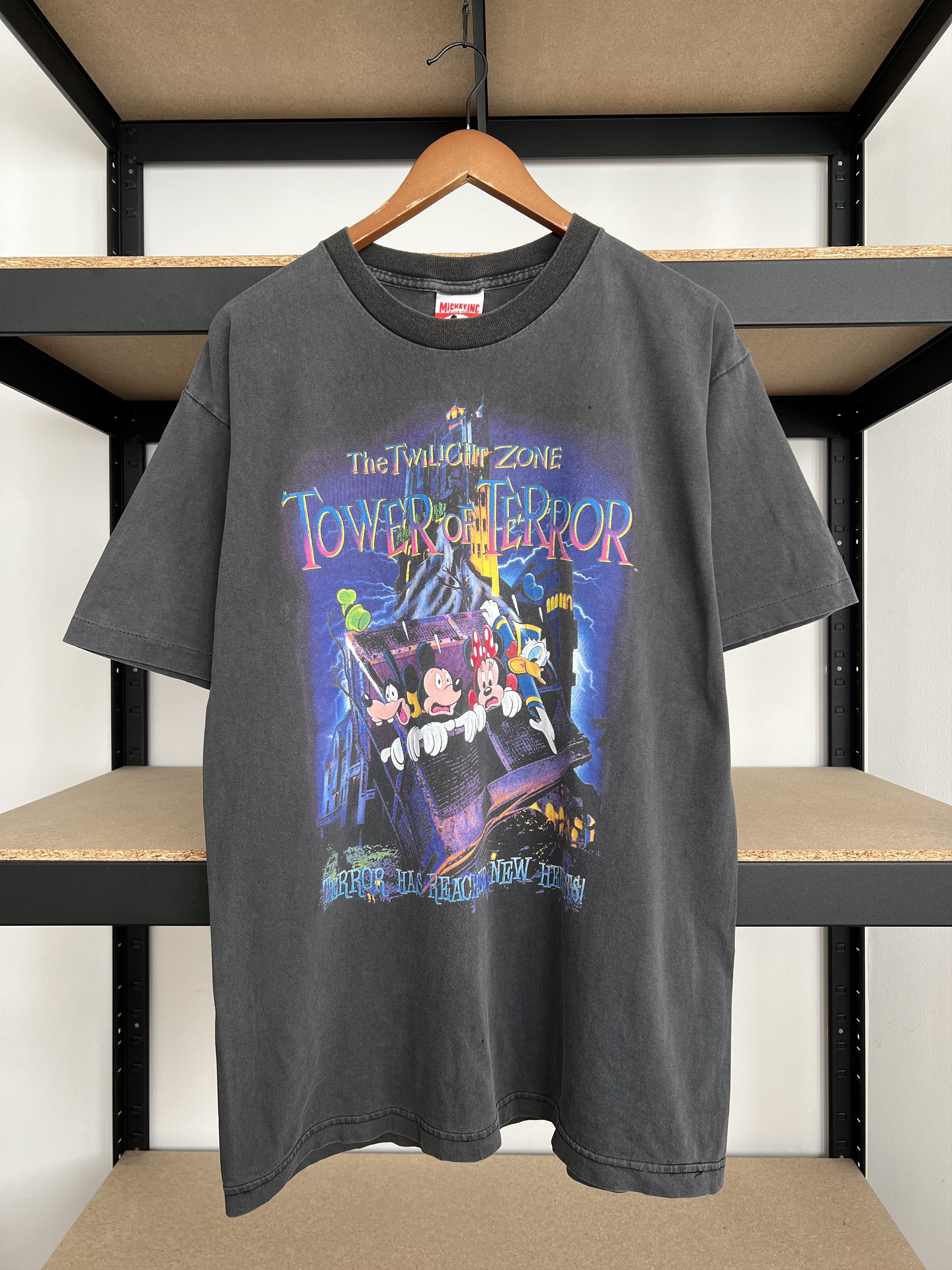 トップス 90s DISNEY \"Tower of Terror\" vintage T 90s Vintage Disney - Twilight Zone Tower of Terror - Shirt