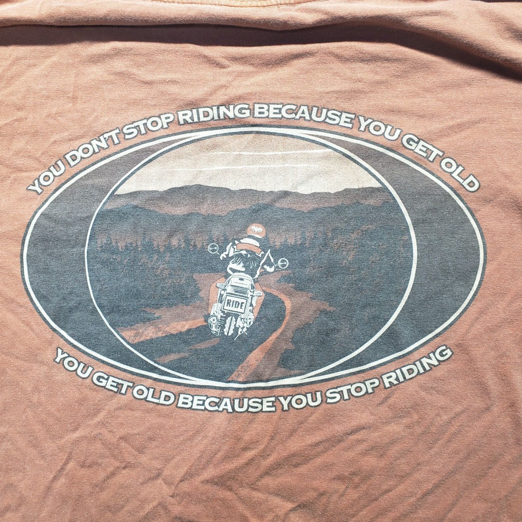 Vintage Don't Stop Riding Because Your Old Motorcycle Tee T-Shirt Adult Men's 2XL Orange Heavy Cotton Shirt Motorcycle 90s Mens Size US XXL / EU 58 / 5 - 2 Thumbnail