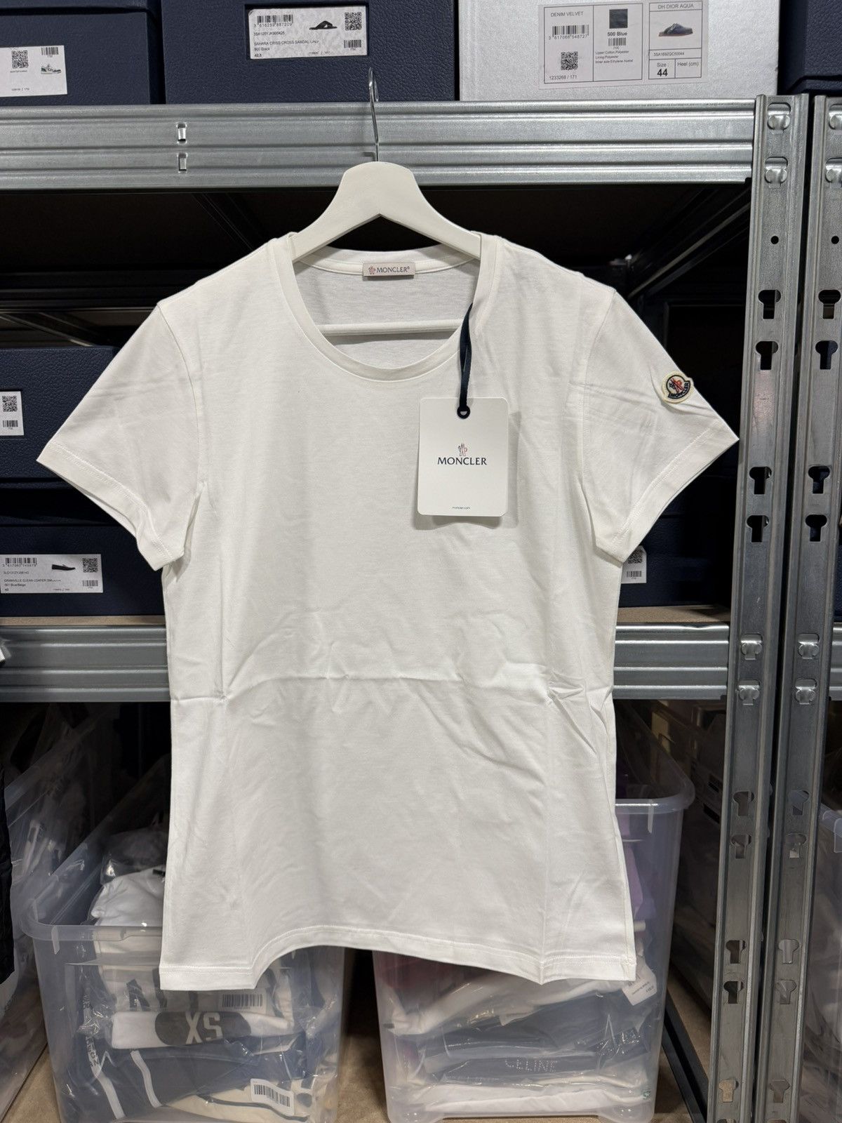 Moncler Moncler Patch Logo T-Shirt NEW 350$ Size L / US 10 / IT 46 - 1 Thumbnail