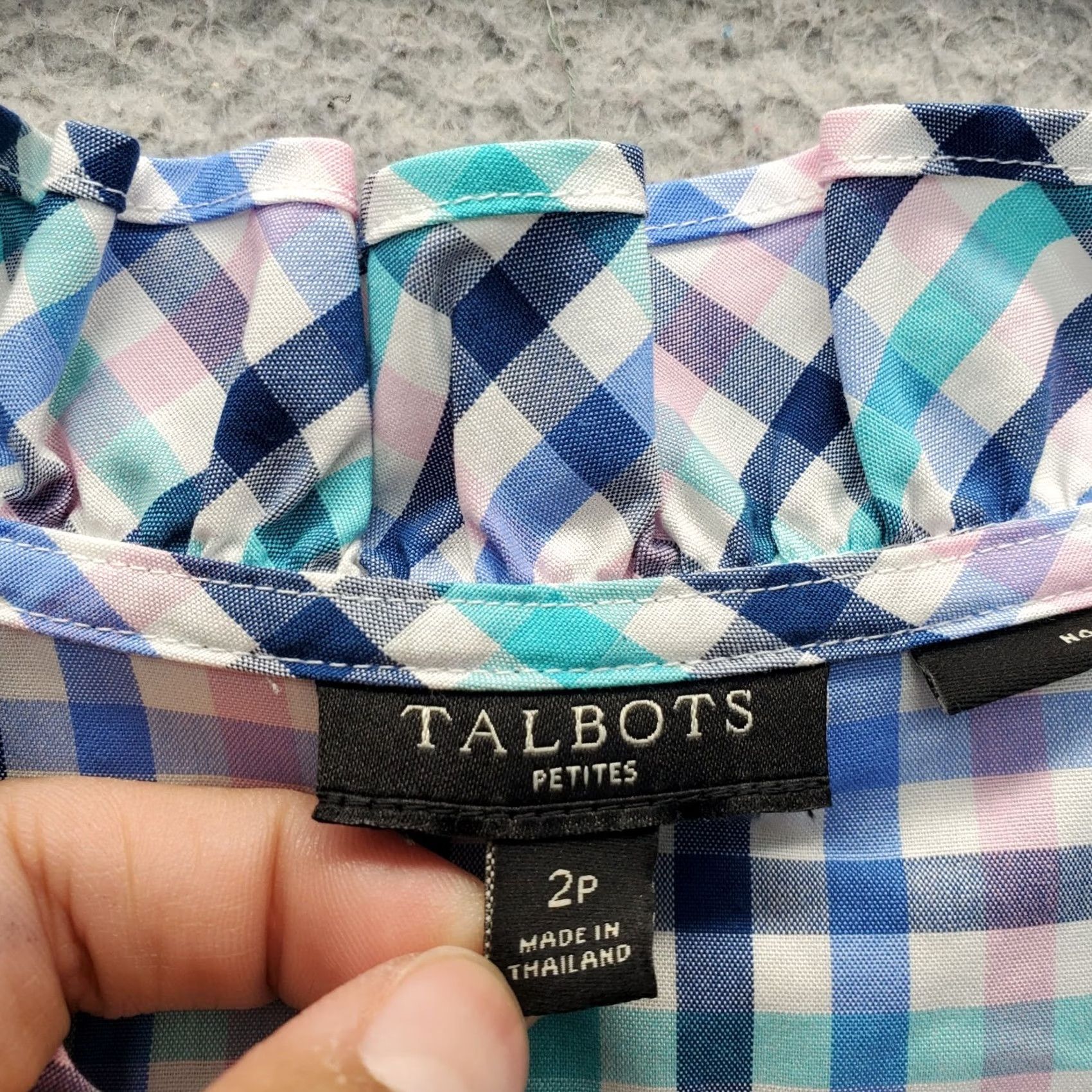 Talbots Talbots Tunic Top Womens Size 2P Multicolor Plaid Non-Iron Ruffle V-Neck Pullover Size XS / US 0-2 / IT 36-38 - 5 Thumbnail