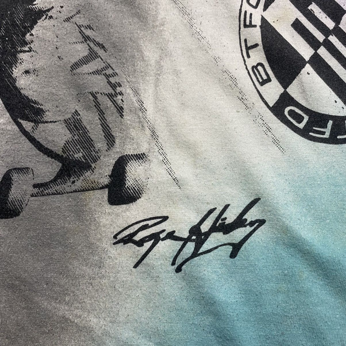 Vintage Vintage B-Field Skateboard all Overprint Tshirt Size US L / EU 52-54 / 3 - 8 Thumbnail
