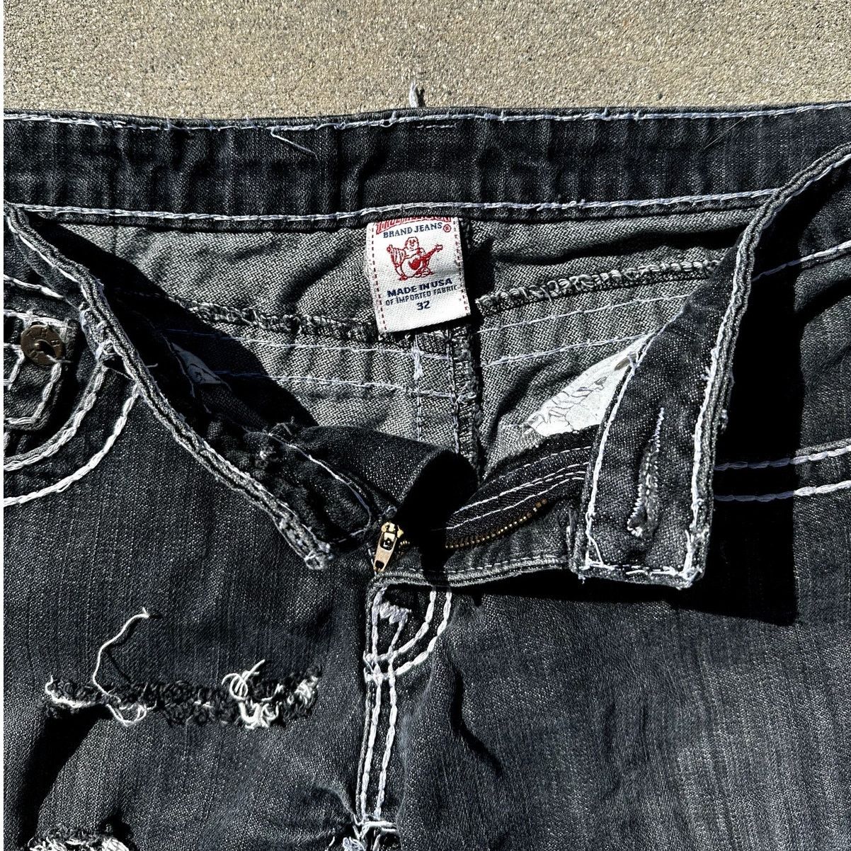 True Religion True Religion Billy Super T Jean Denim Cut Distress Shorts Size US 32 / EU 48 - 3 Thumbnail