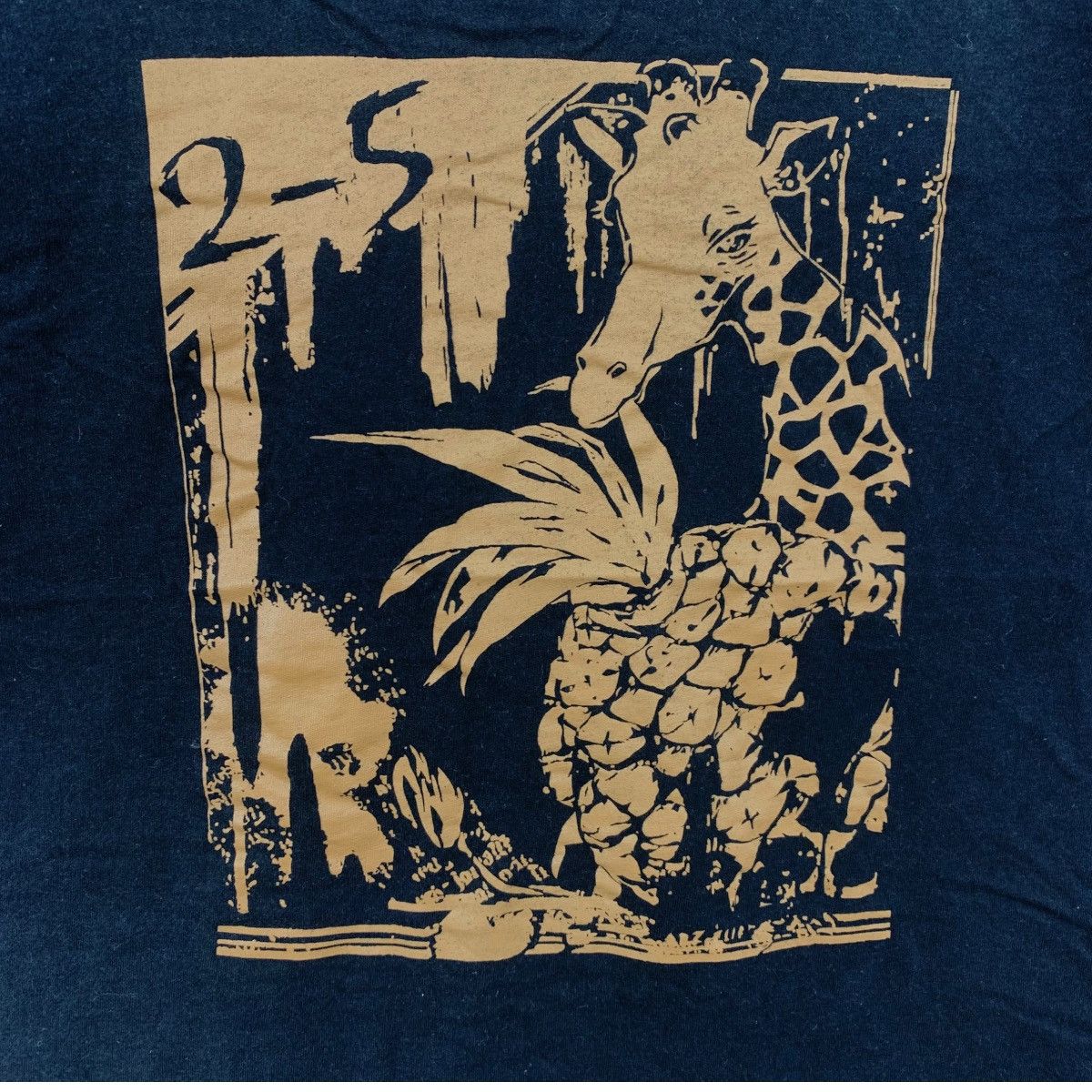 Japanese Brand ANIME 25 KARATS Pineapple Mochi Giraffe Manga Tee Shirt Size US L / EU 52-54 / 3 - 3 Thumbnail