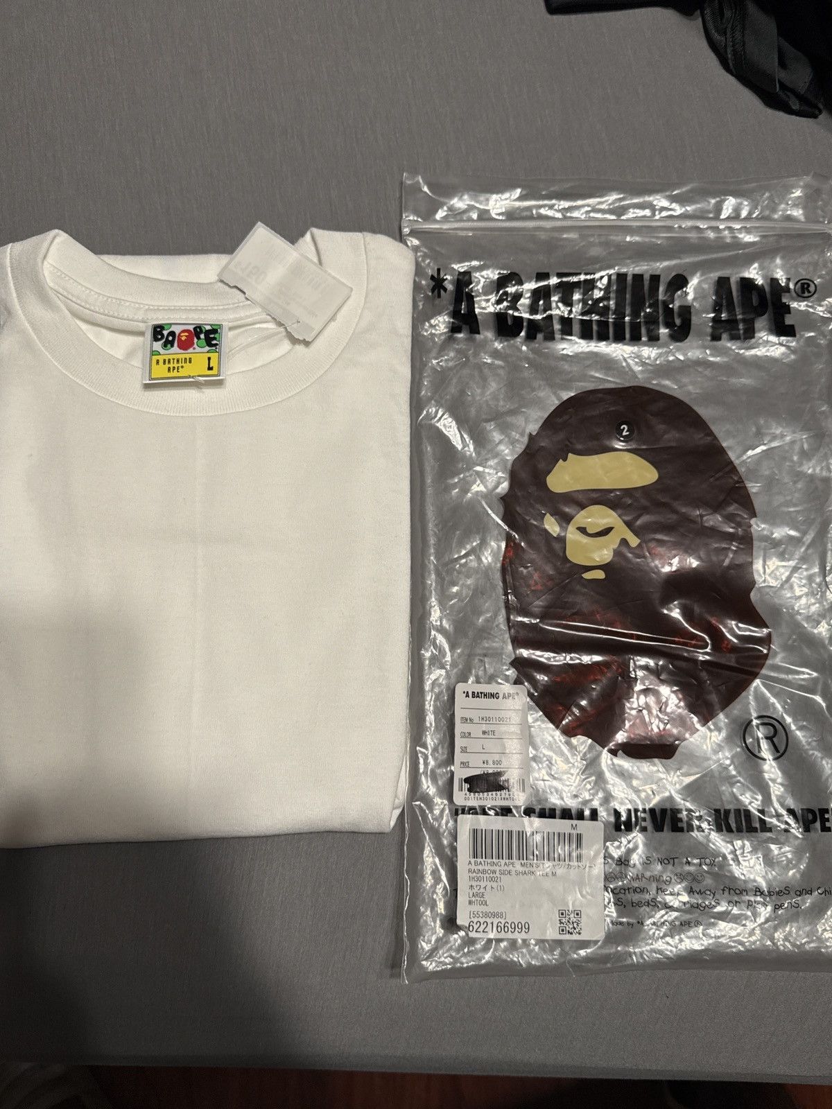 Bape Rainbow Side Shark Tee Size US L / EU 52-54 / 3 - 3 Thumbnail