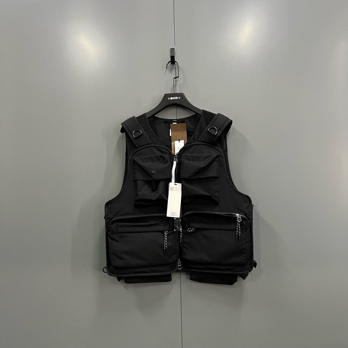 Burberry Burberry Cargo Black Tank Top l Men Size US L / EU 52-54 / 3 - 1 Thumbnail