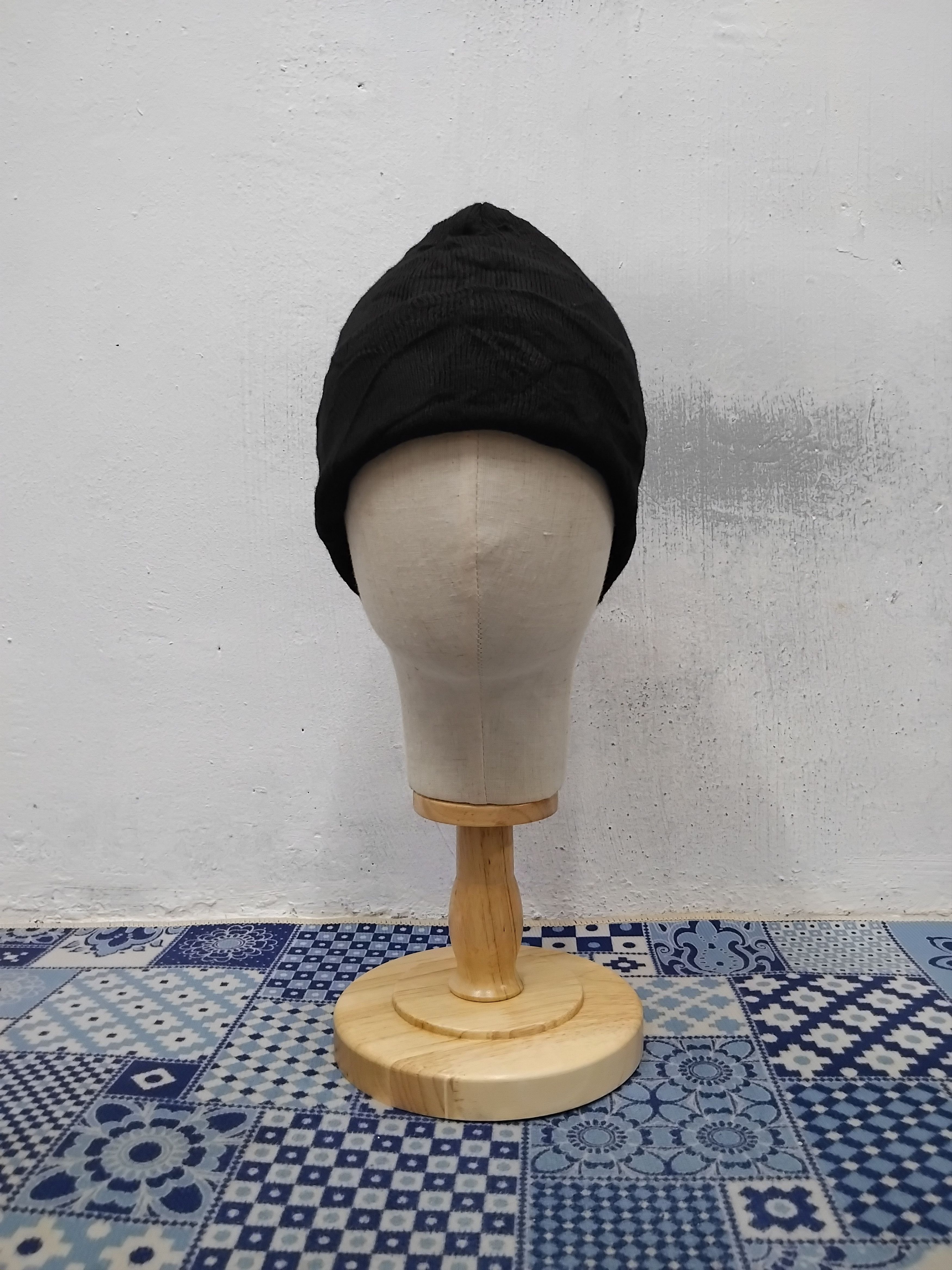 Japanese Brand 💥Uniqlo Japanese brand black beanie Size ONE SIZE - 1 Thumbnail