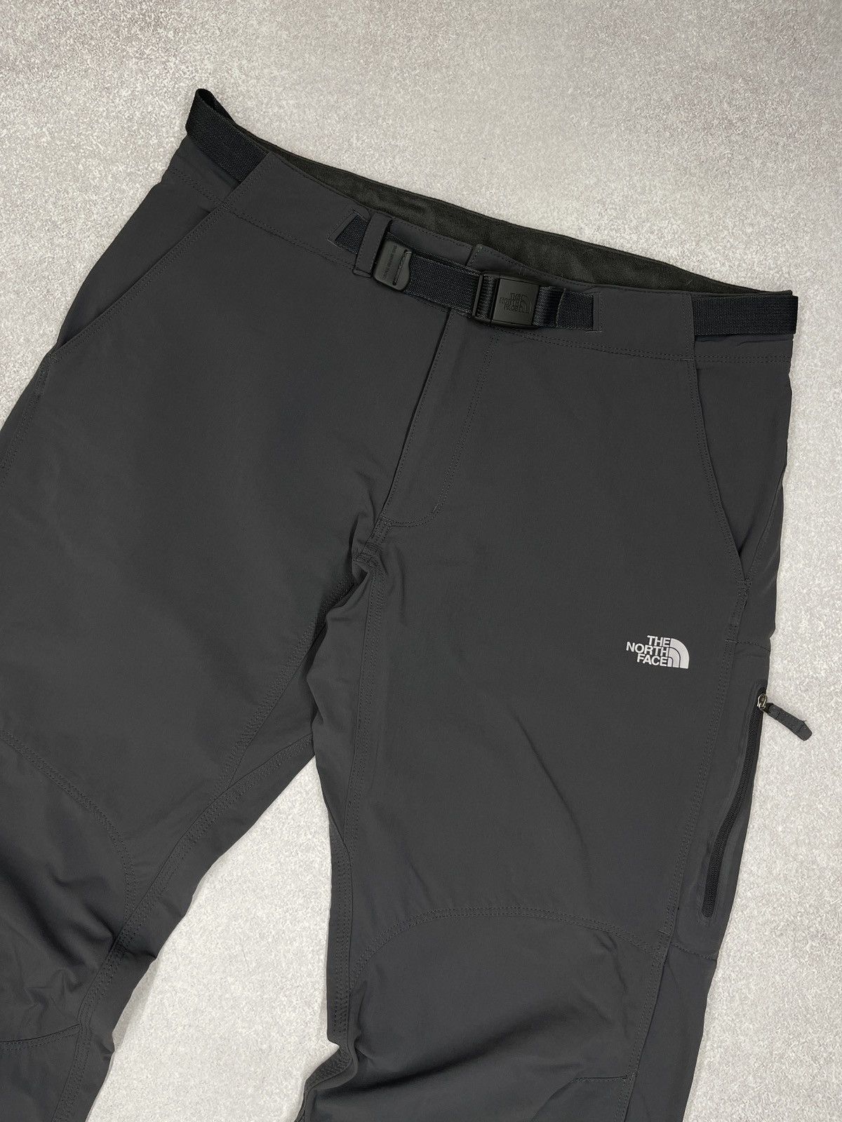 The North Face Mens The North Face Nylon Pants Grey Outdoor Gorpcore Size US 34 / EU 50 - 3 Thumbnail