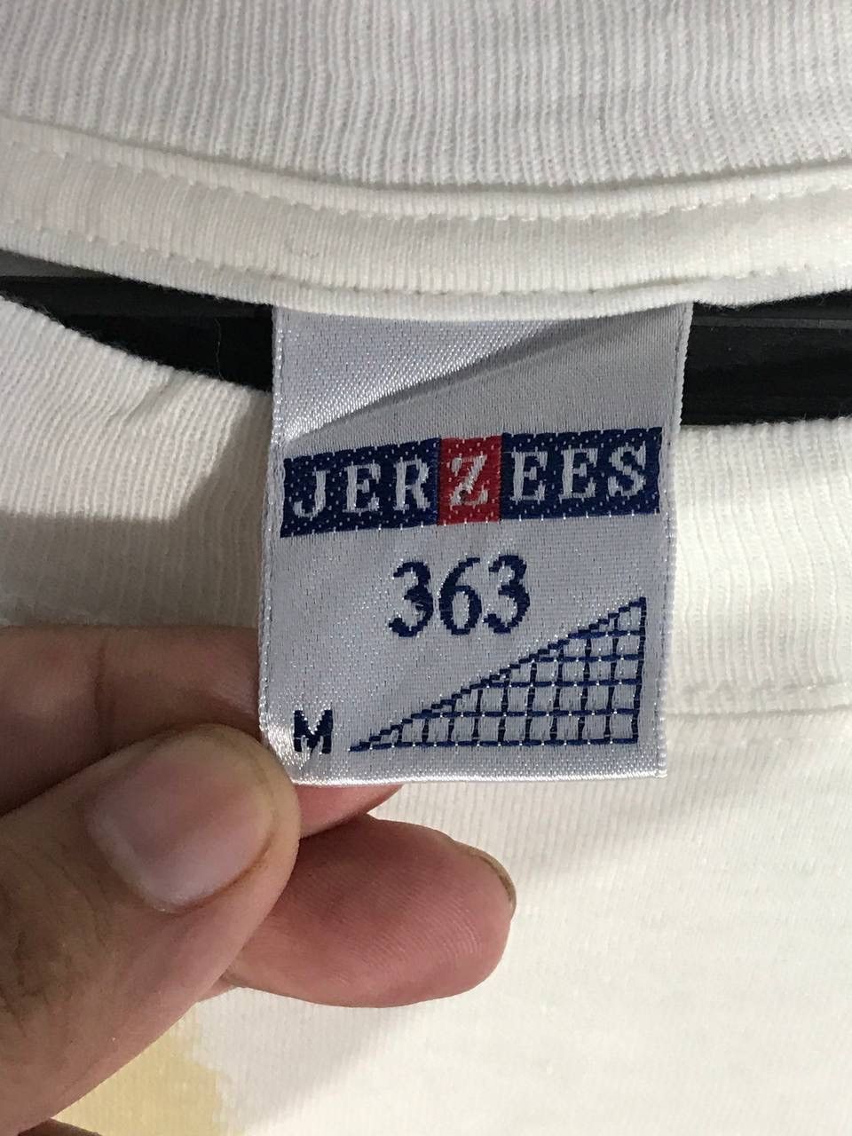 Vintage vintage le mans 24 hours racing Size US M / EU 48-50 / 2 - 7 Thumbnail