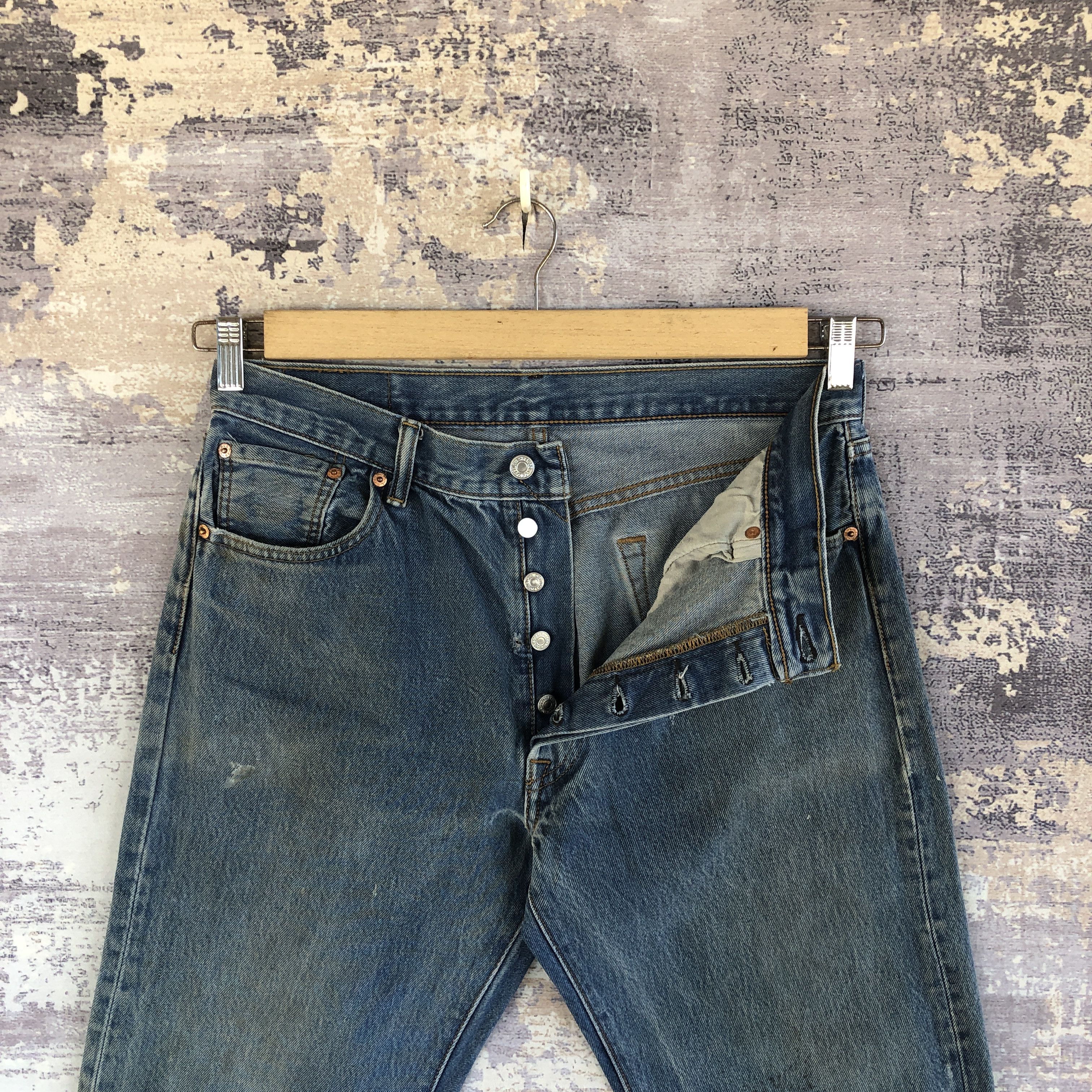 Levi's Vintage LVC 90s Levis 501 Faded Jeans Levi's Stonewsh Denim Size US 32 / EU 48 - 6 Thumbnail