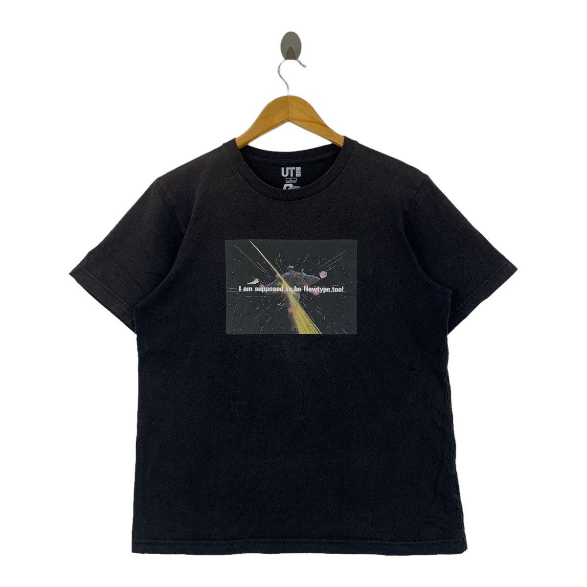 Uniqlo UNIQLO x MOBILE SUIT GUNDAM A Baoa Qu Tee Shirt Top Anime Size US L / EU 52-54 / 3 - 1 Thumbnail