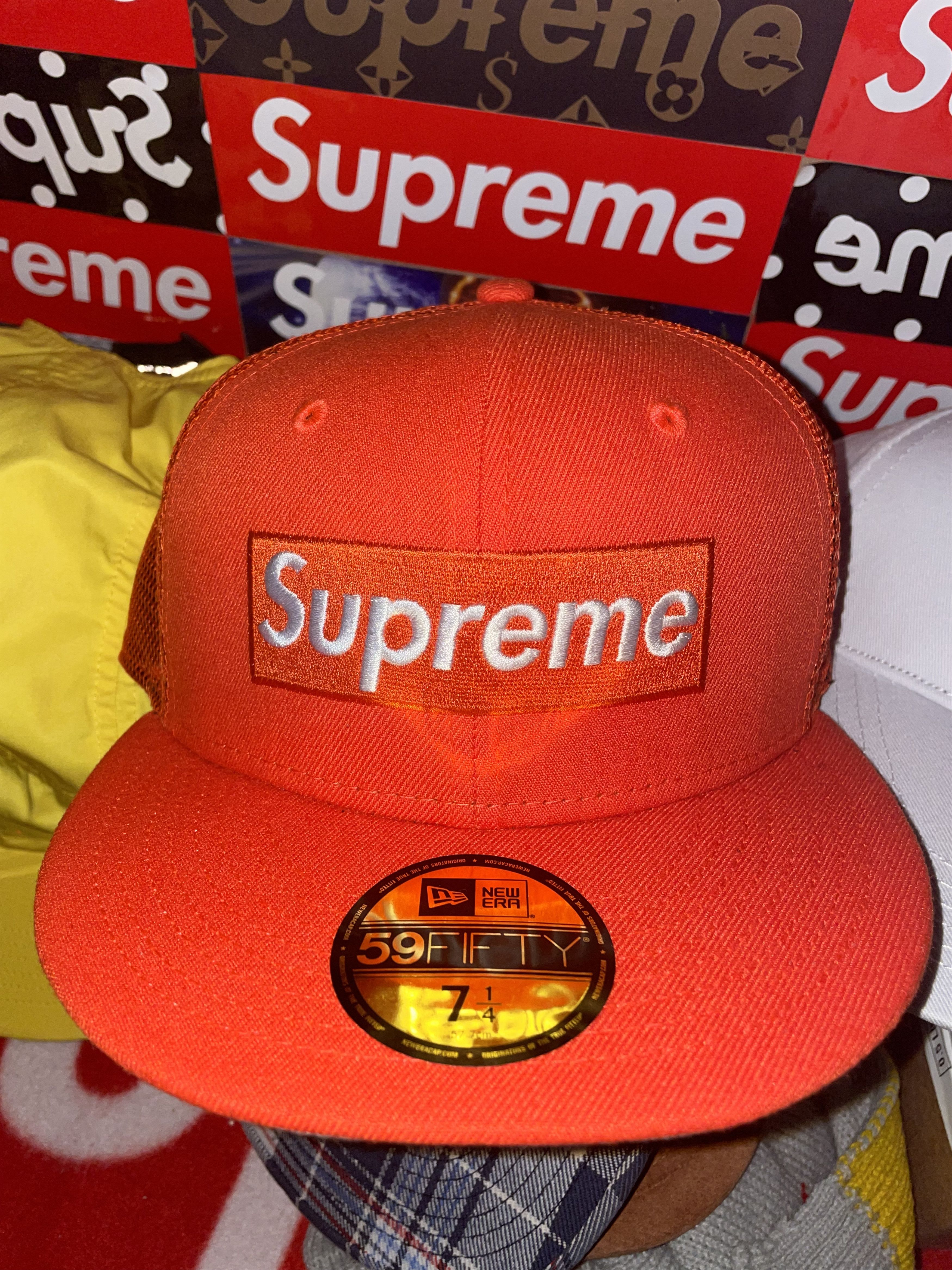 帽子 Supreme Box Logo Mesh Back New EraOrange Supreme Box Logo Mesh Back New Era (SS23) - $50