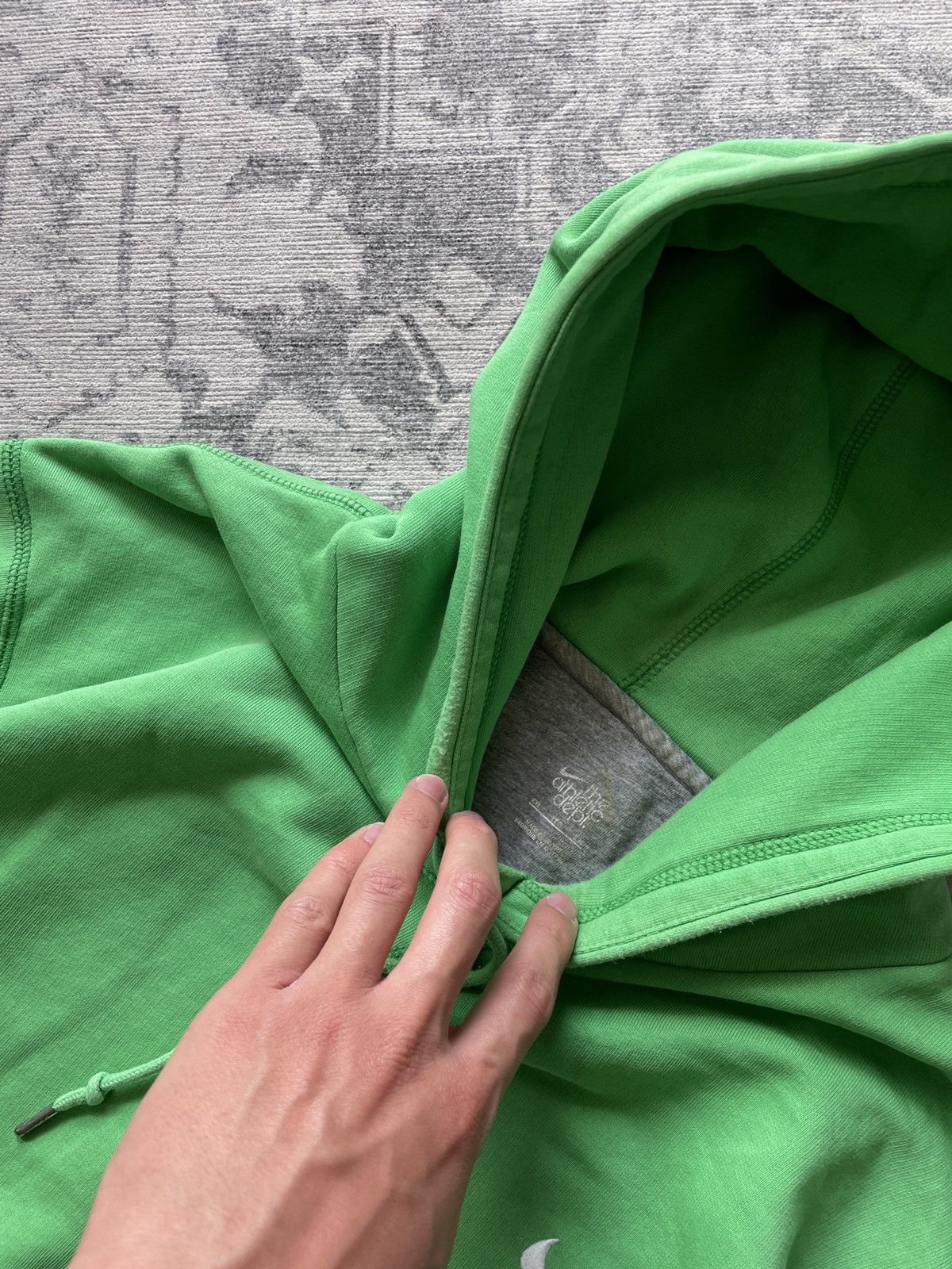 Vintage Nike Vintage Hoodie Mini Swoosh Cropped Japanese Y2K Faded Size US XL / EU 56 / 4 - 14 Thumbnail