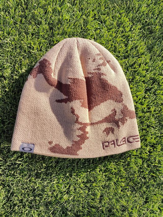 Palace Palace Oakley Beanie (Brand New) | Grailed