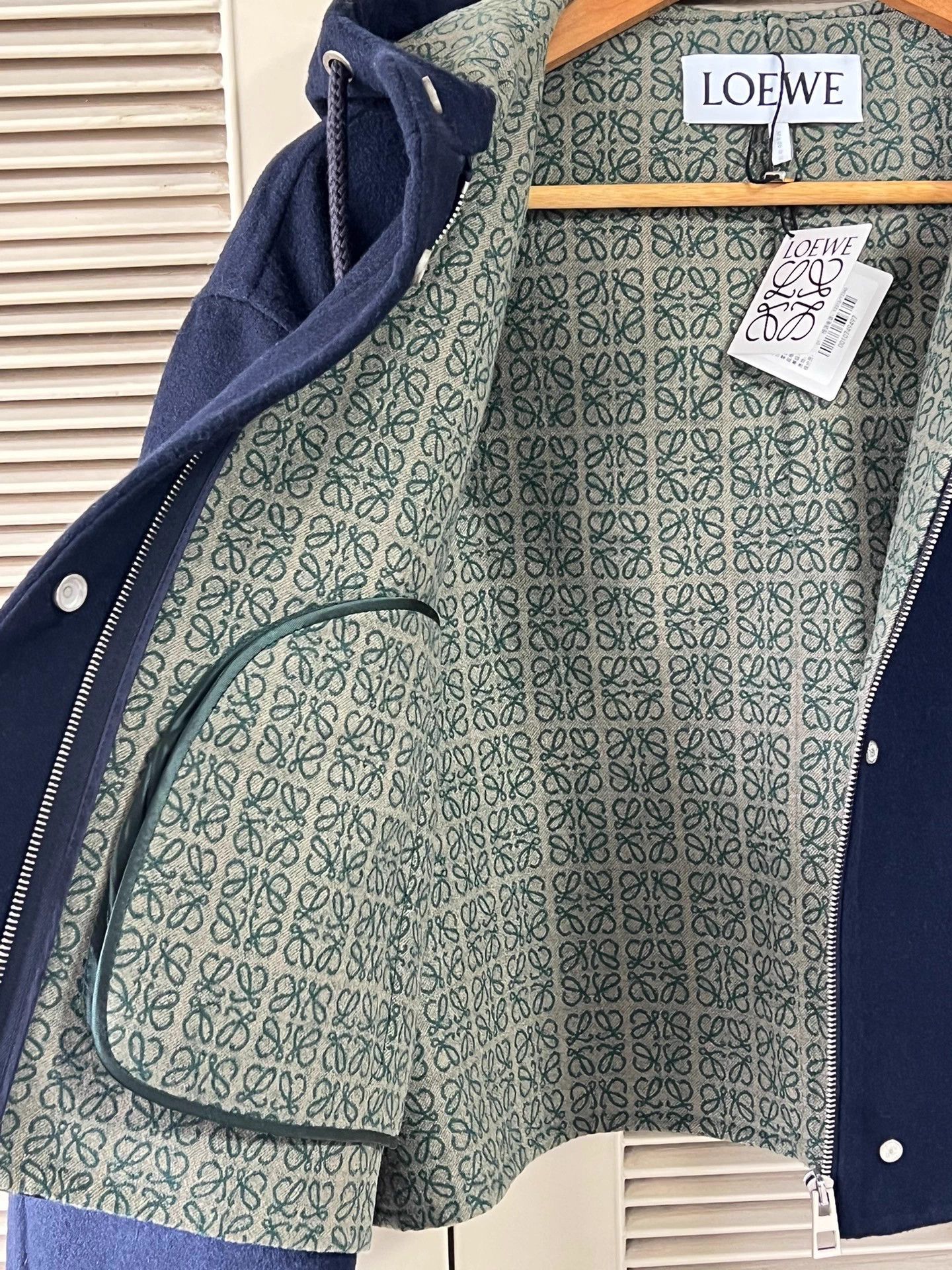 Loewe LOEWE wool short jacket logo lined 34 new w/ tags Size XS / US 0-2 / IT 36-38 - 6 Thumbnail