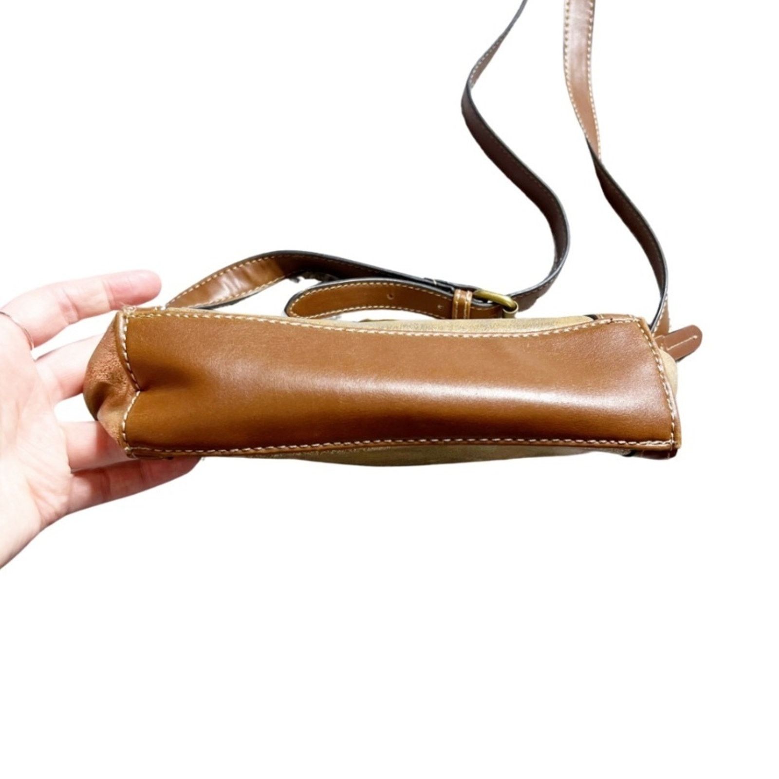 Chaps Chaps Metallic Gold Brown Faux Leather Zip Crossbody Purse Size ONE SIZE - 8 Thumbnail