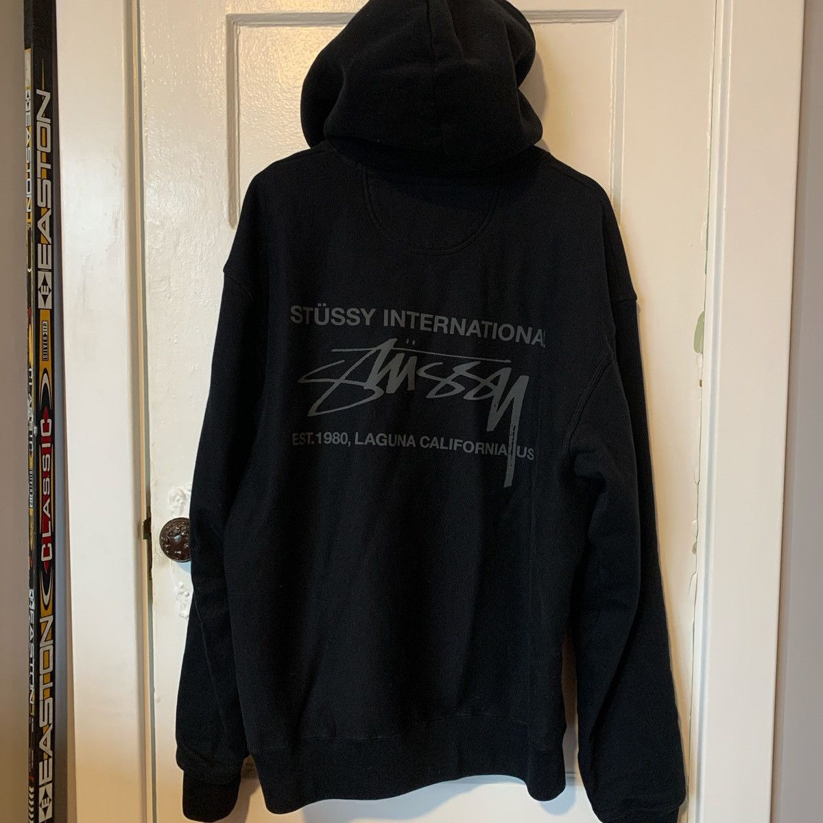 Stussy Rare Black Stüssy hoodie “International Laguna California” Size US L / EU 52-54 / 3 - 2 Thumbnail