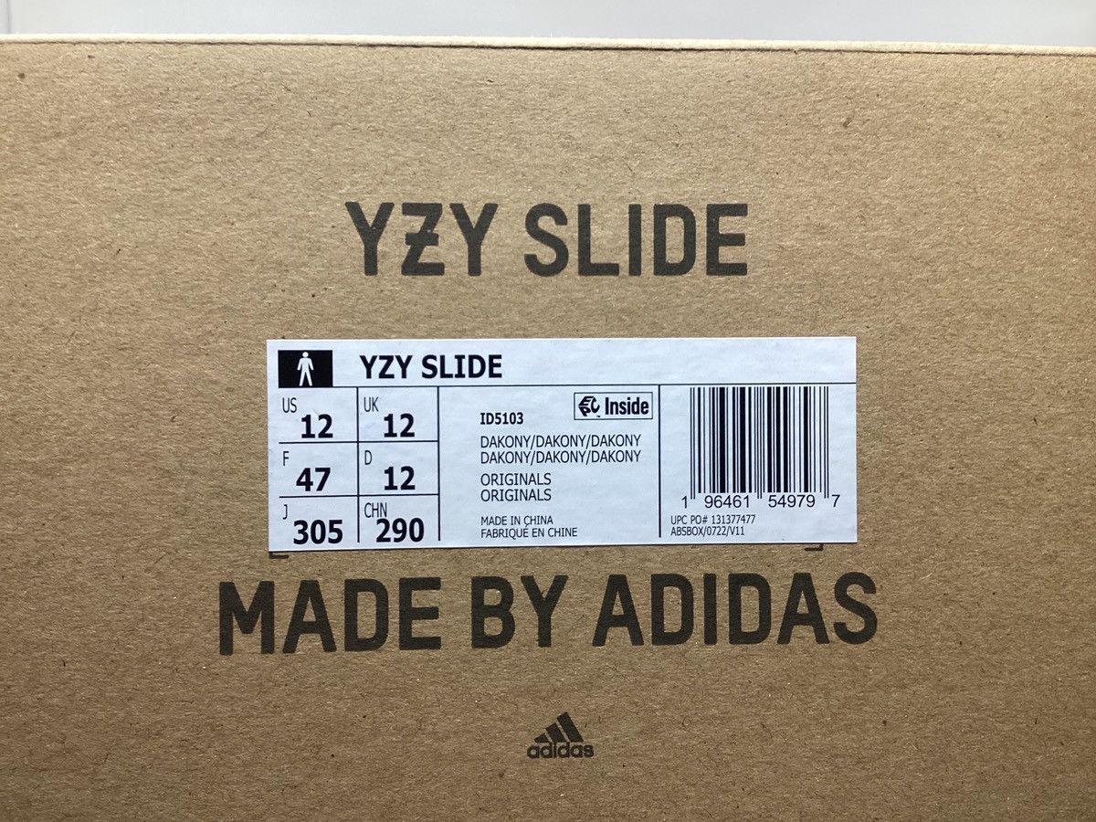 Yeezy YEEZY YZY Slides Dark Onyx Slide Size US 12 / EU 45 - 10 Thumbnail