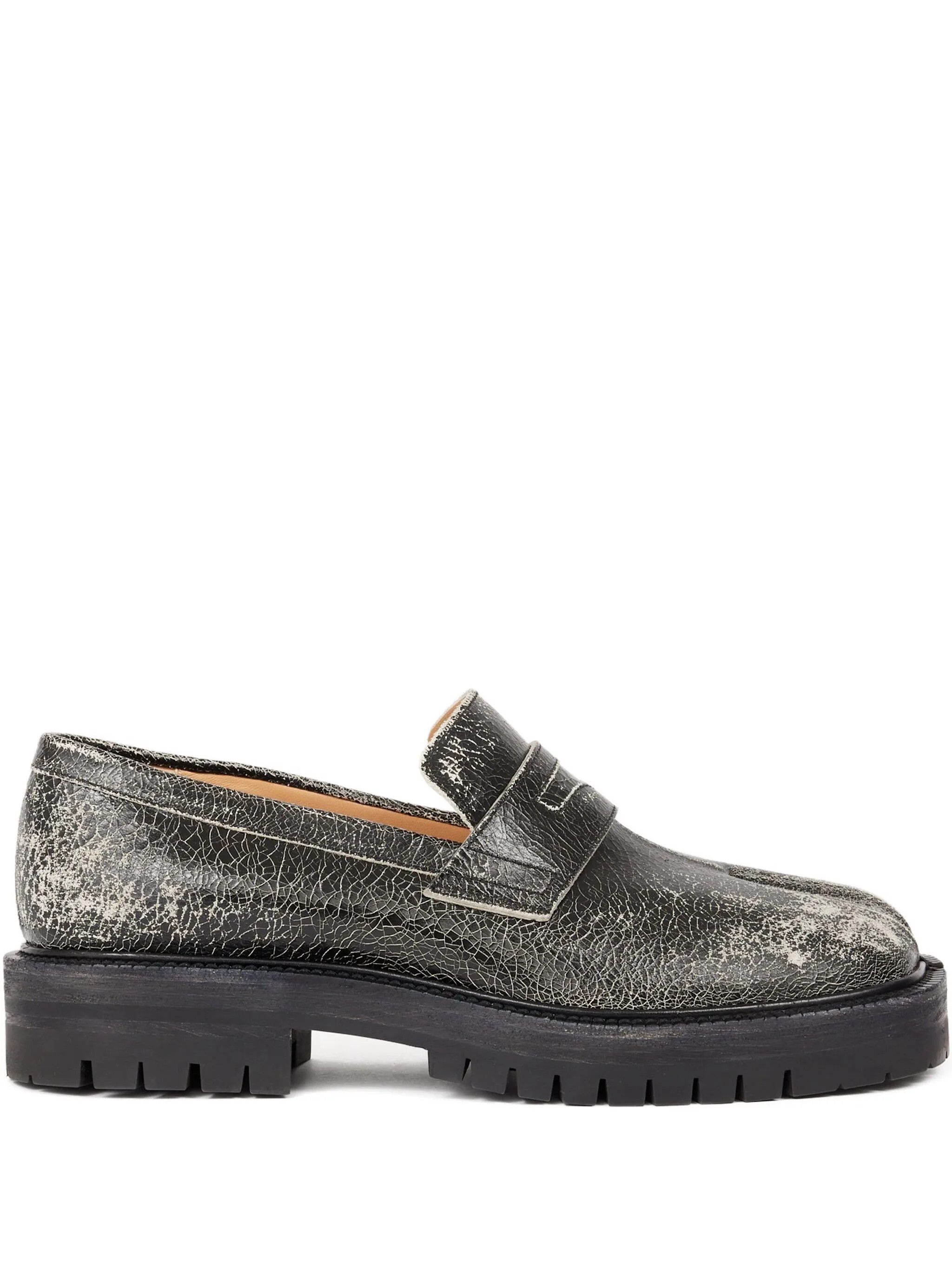 Maison Margiela o1w1db10526 Tabby County' Cracked-effect Loafers in Black Size US 7 / EU 40 - 1 Thumbnail