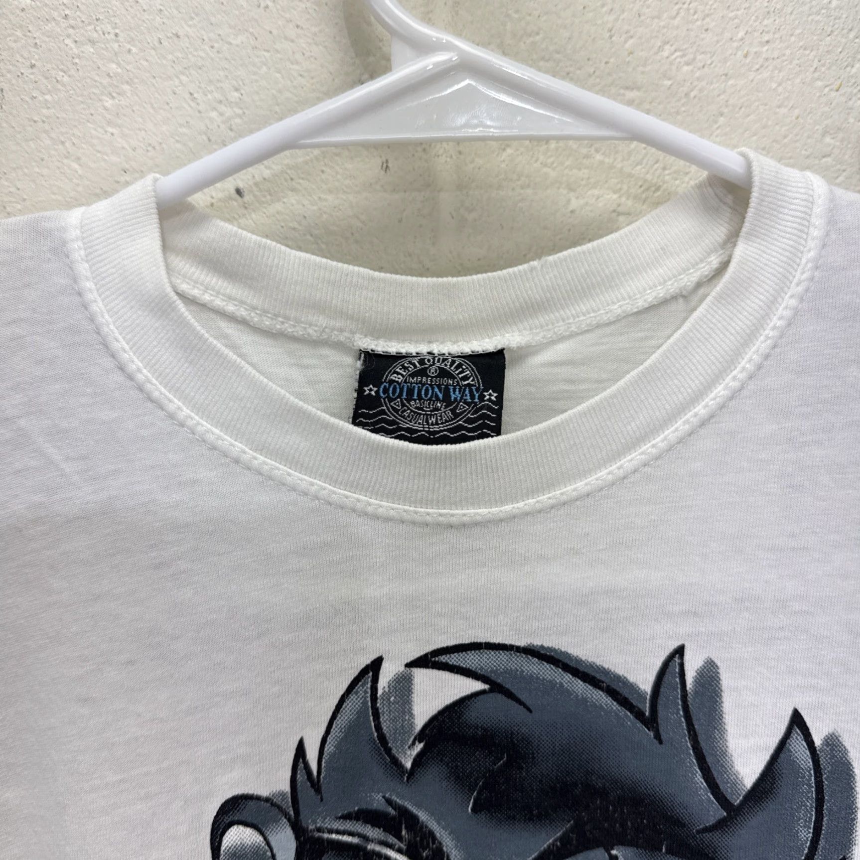Vintage VINTAGE Warner Bros Taz White T-Shirt Unisex Adult Medium 90s Looney Tunes Cartoon Size US M / EU 48-50 / 2 - 5 Thumbnail