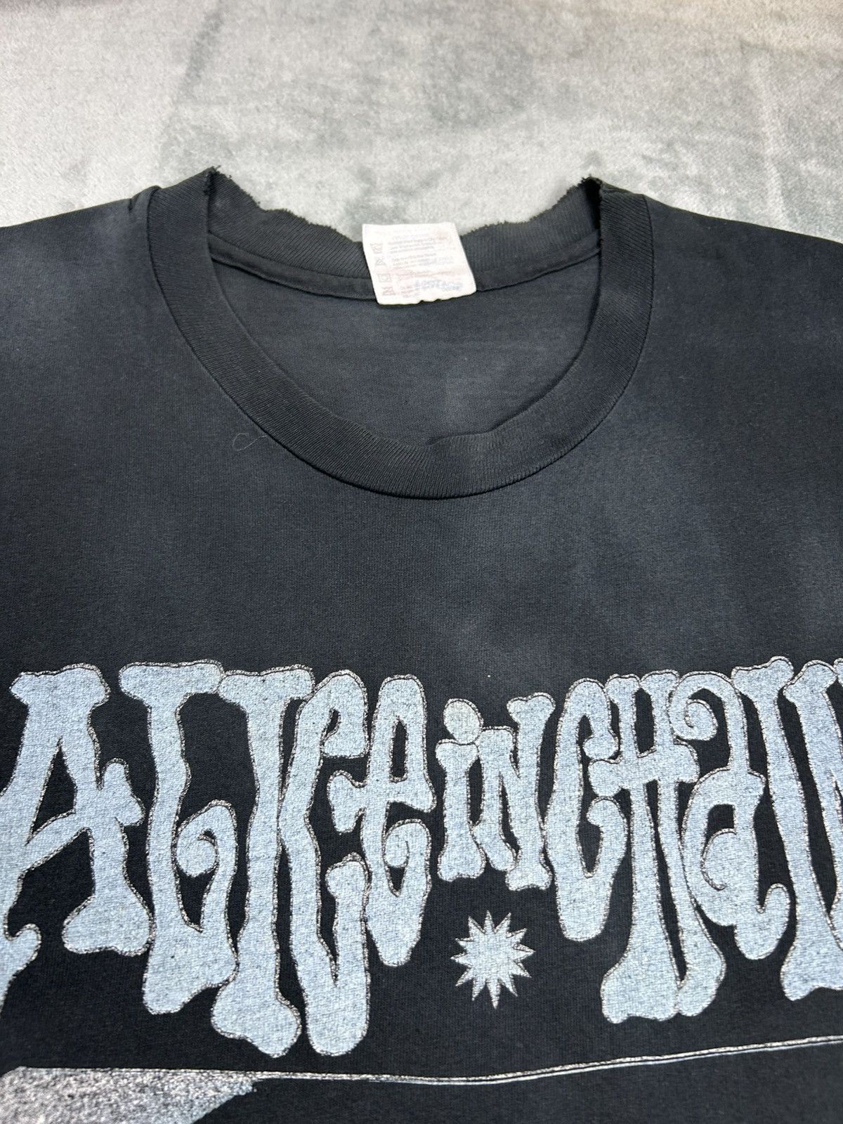Band Tees Vintage 90’s Band Tees Alice In Chains Size US L / EU 52-54 / 3 - 6 Thumbnail