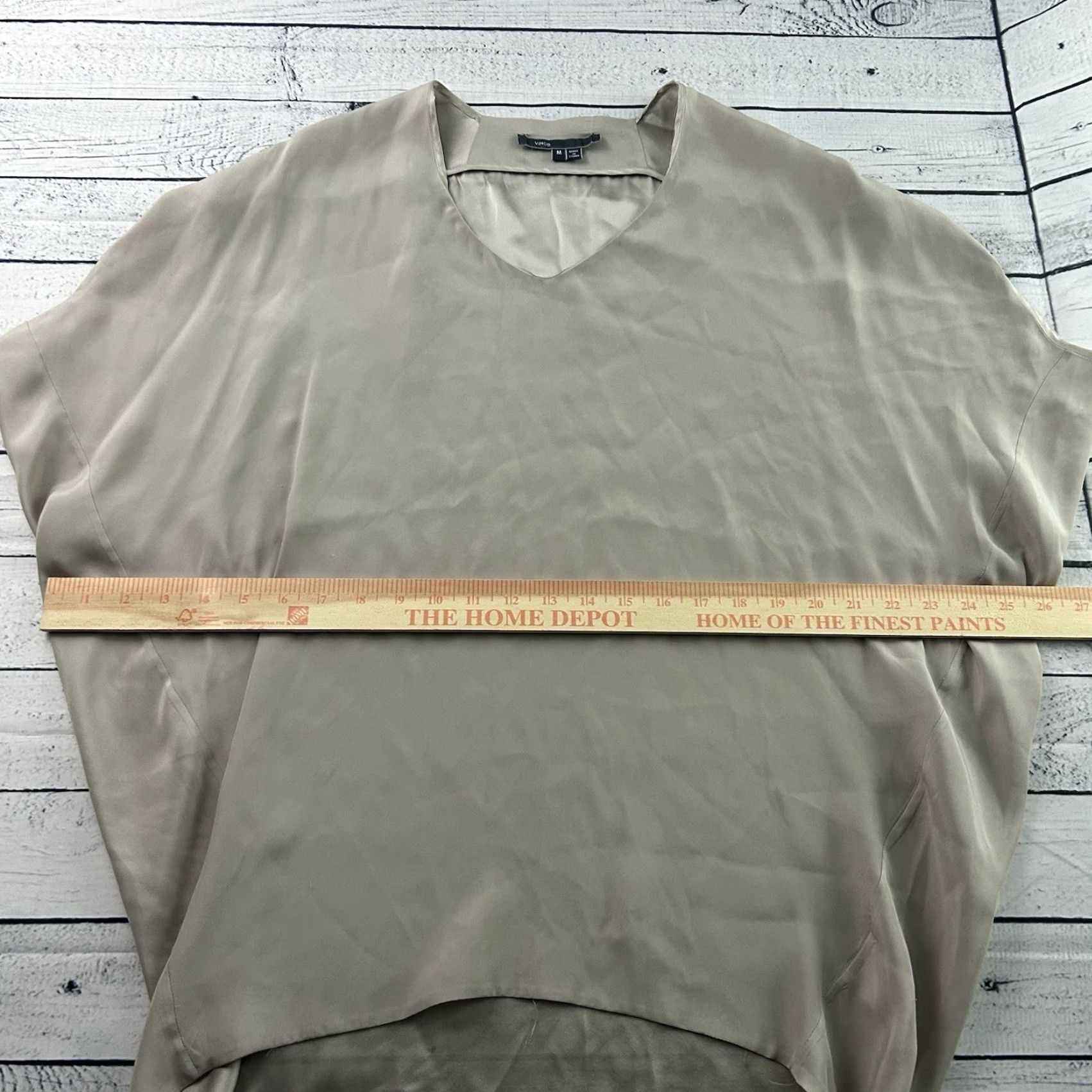 Vince Vince Blouse Shirt Women's M Tan Silk 100% Short Sleeve Size M / US 6-8 / IT 42-44 - 4 Thumbnail