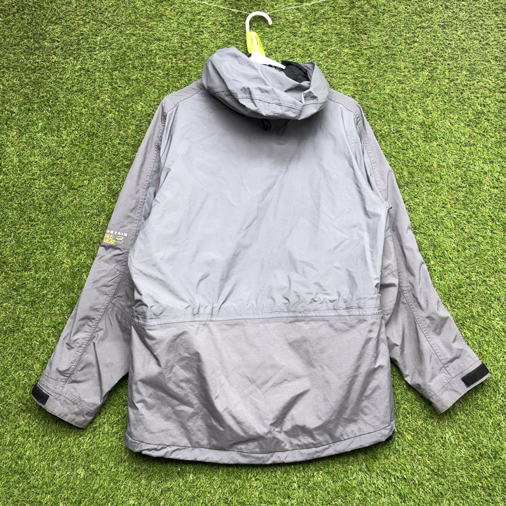 Mountain Hardwear Mountain Hardwear Jacket Womens 10 Gray Hooded Ski Coat Outdoor Conduit Mid-Length Softshell Snow Outdoor Ski Womens Size L / US 10 / IT 46 - 2 Thumbnail