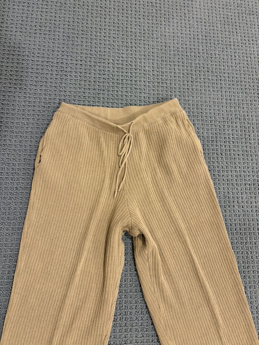 LE17SEPTEMBRE Cropped 3/4 length paper pants. Size M Size US 32 / EU 48 - 3 Thumbnail