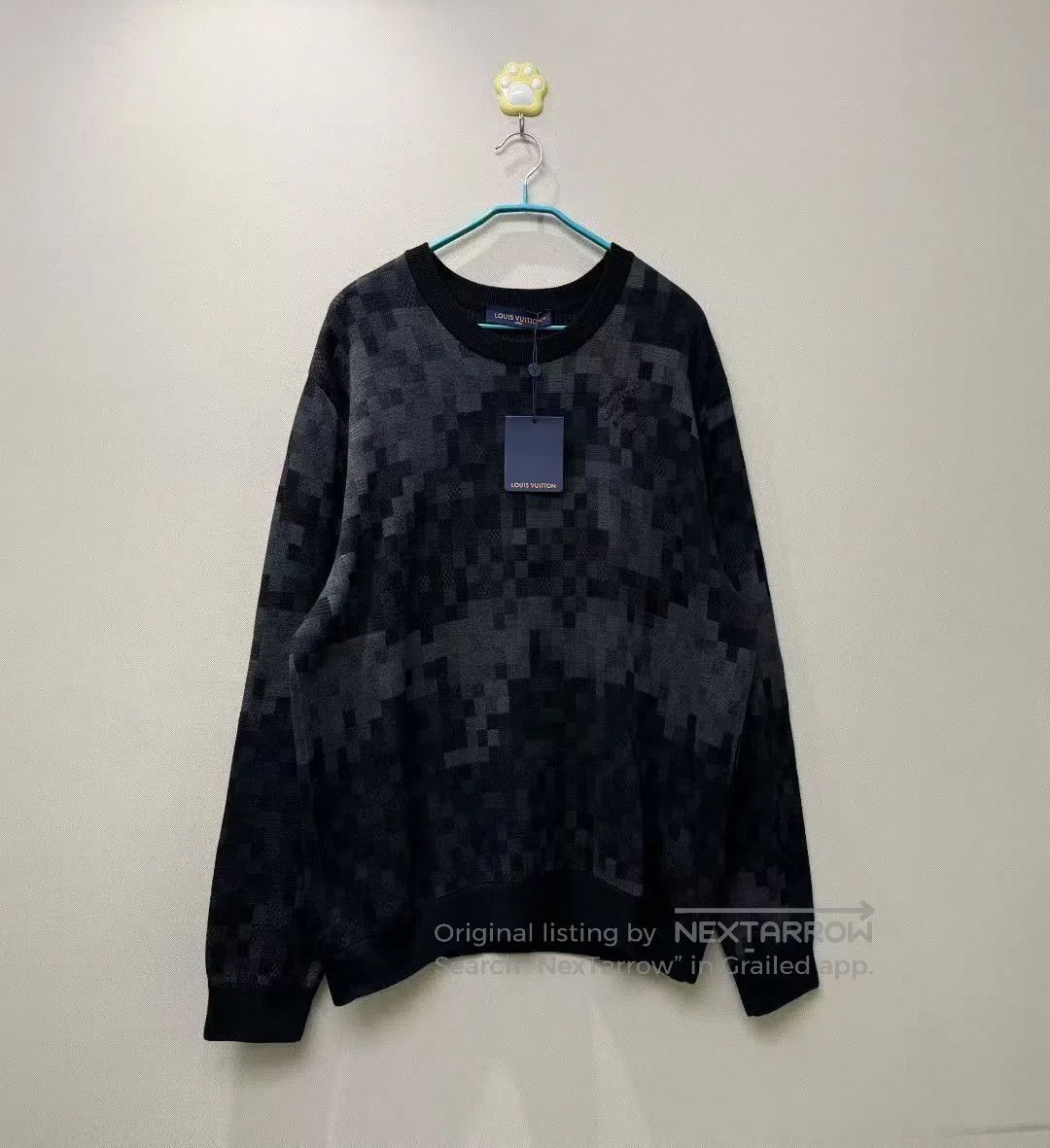 Louis Vuitton Louis Vuitton Mosaic Logo Sweater. Size US XL / EU 56 / 4 - 1 Thumbnail