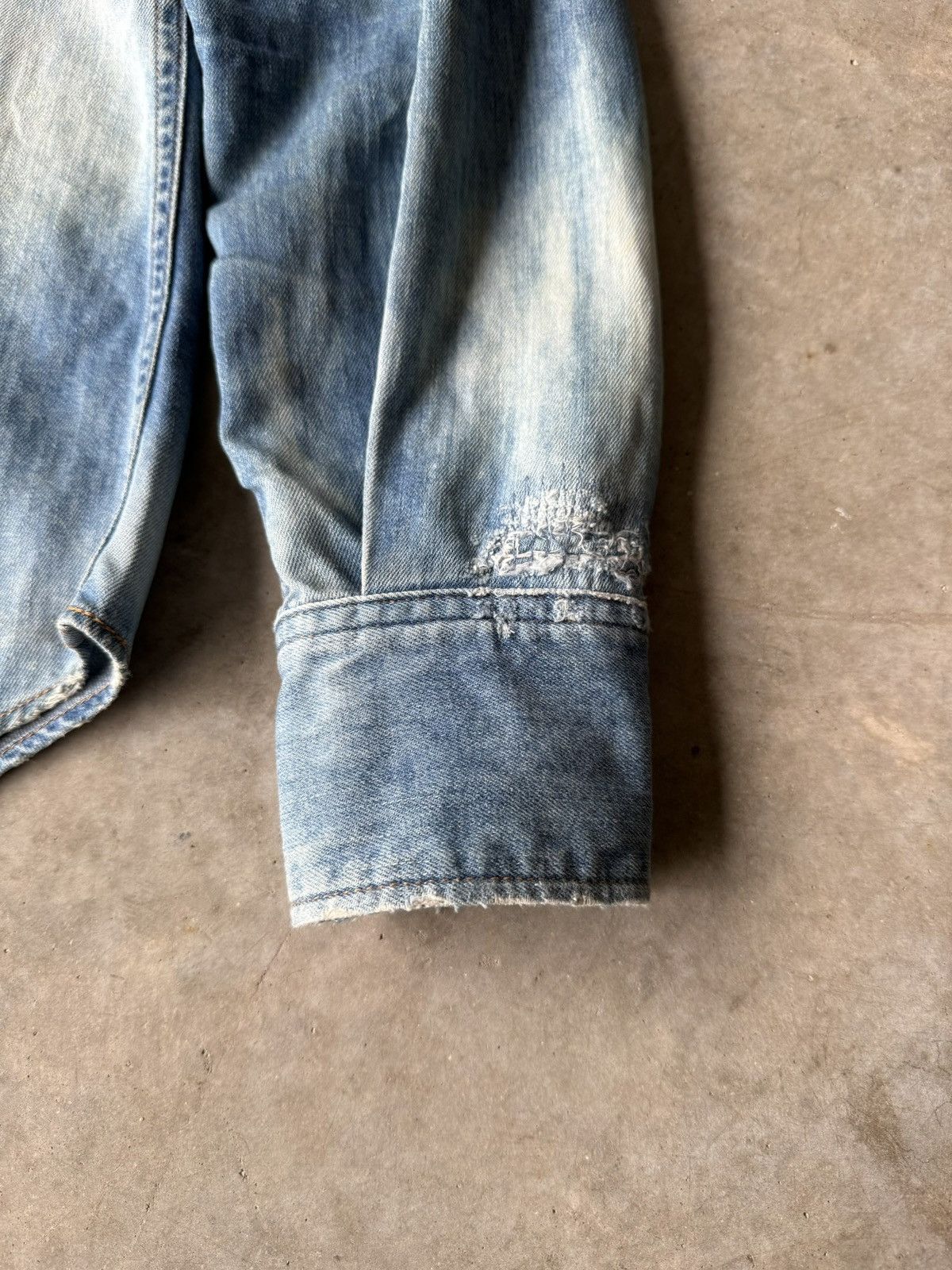 Saint Laurent Paris Saint Laurent Paris SS17 Bleached & Distressed Western Shirt Size US XS / EU 42 / 0 - 5 Thumbnail