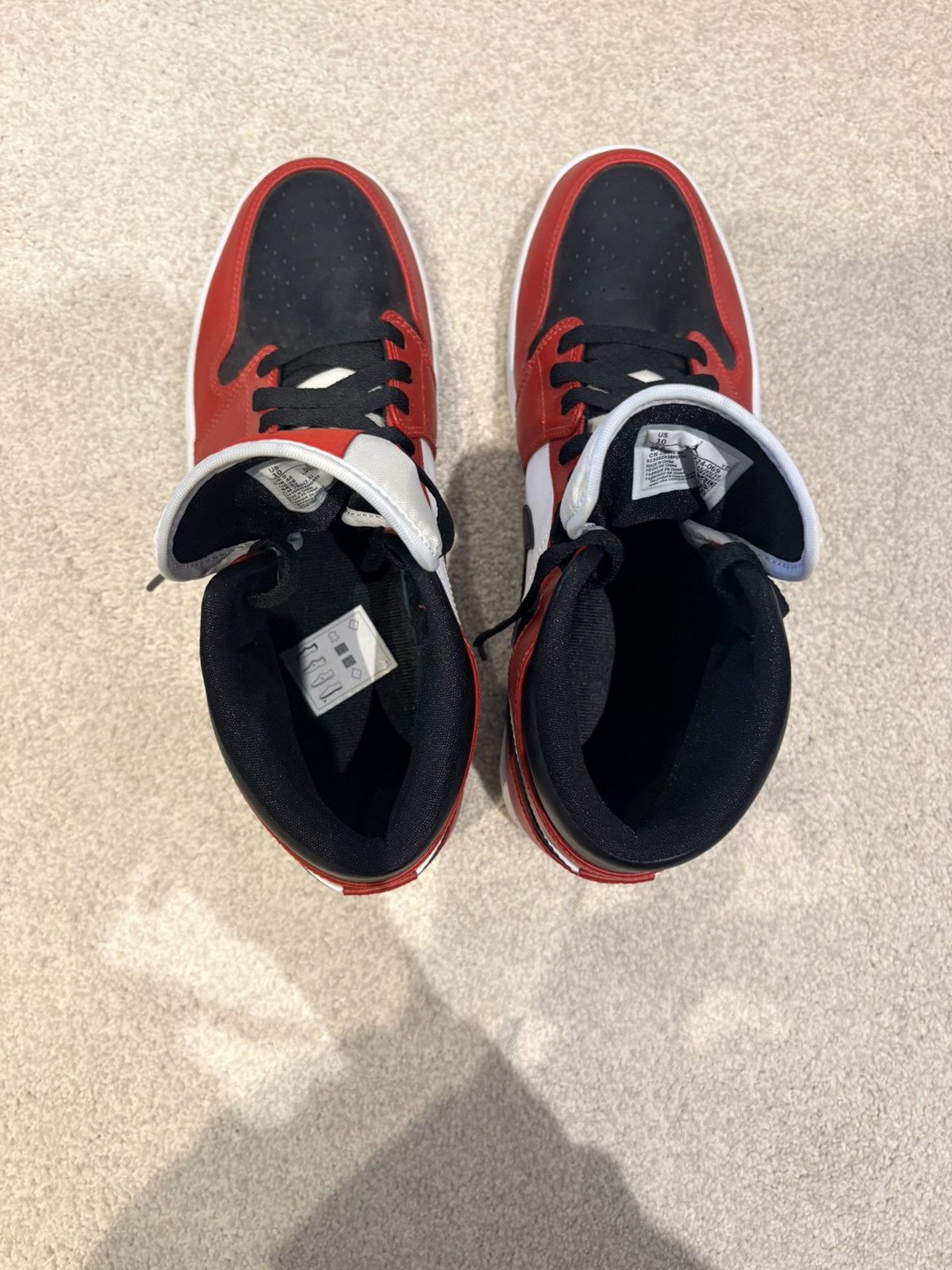 Jordan Brand Lebron 1’s | Black, White and Red Size US 10 / EU 43 - 4 Thumbnail