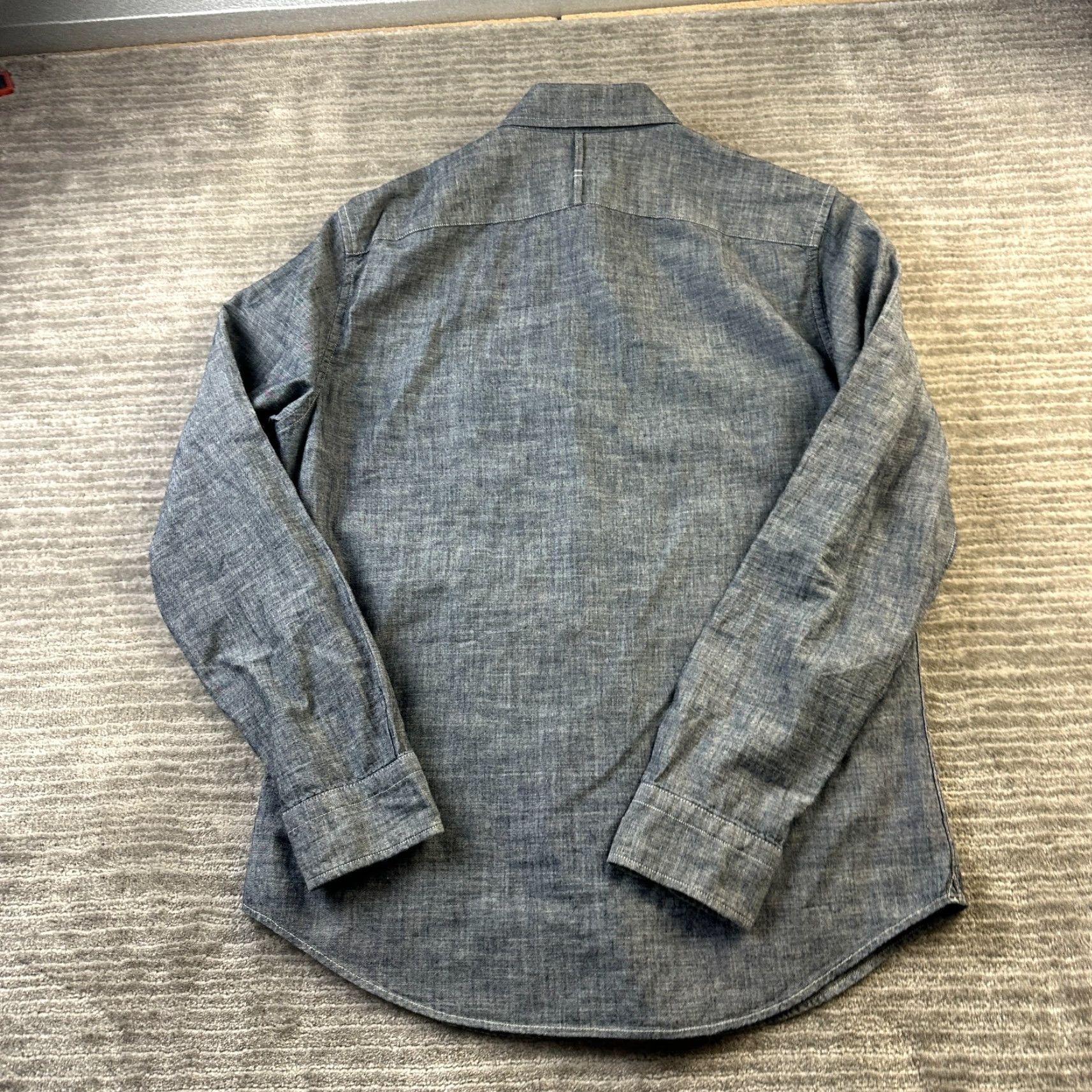 Banana Republic Banana Republic Shirt Mens Medium Blue Chambray Button Up Grant Slim Fit Cotton Shirt Size US M / EU 48-50 / 2 - 2 Thumbnail