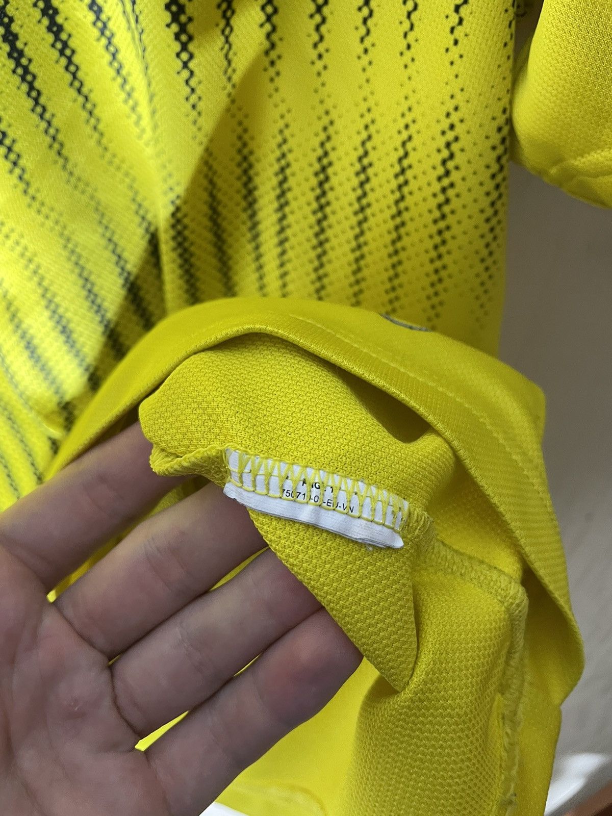 Puma Puma Borussia Dortmund 2018 soccer jersey Size US L / EU 52-54 / 3 - 9 Thumbnail