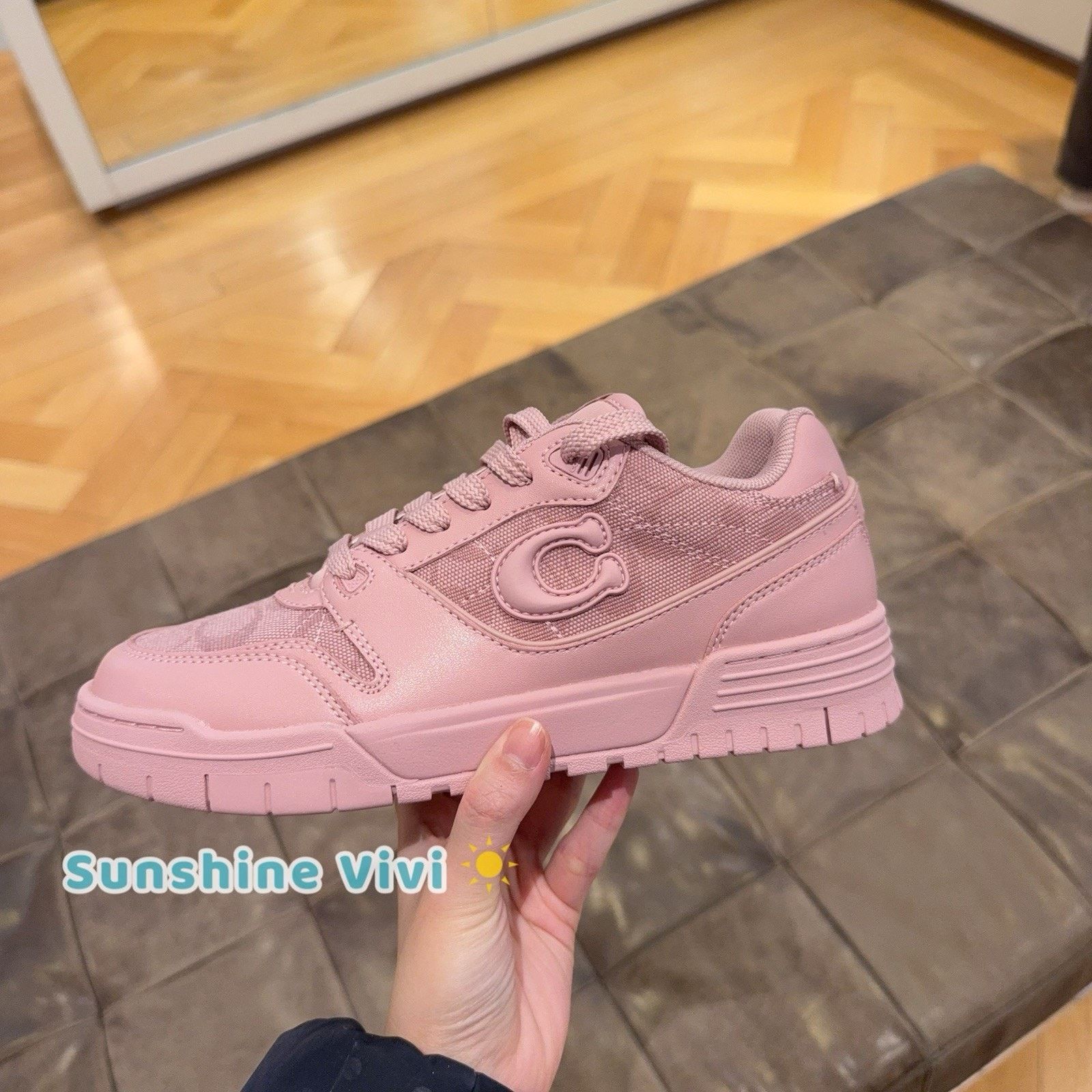 Coach NWT Coach Women Soho Sneaker Signature CDK93 Carnation us 7 Size US 7 / EU 40 - 1 Thumbnail