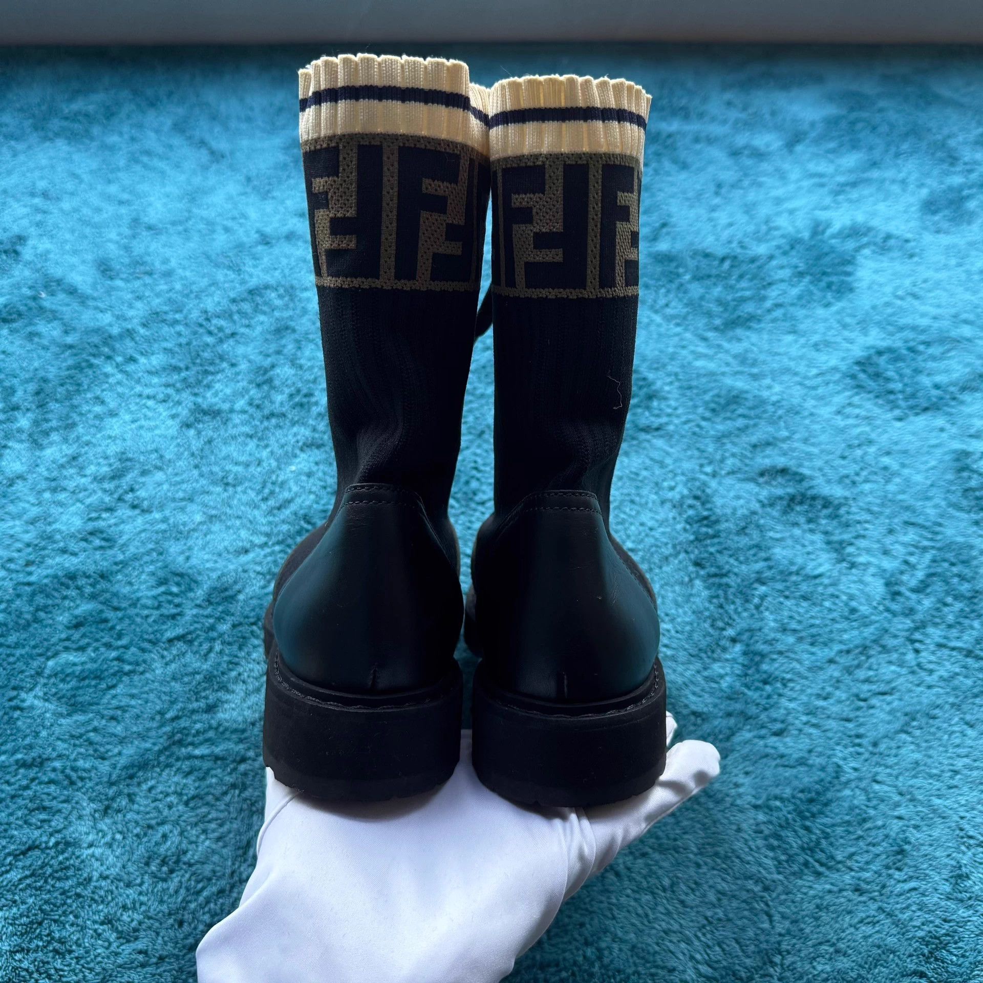 Fendi Fendi Zucca Print Knee-High Boots Size 35 Near New Size US 4 / IT 34 - 4 Thumbnail