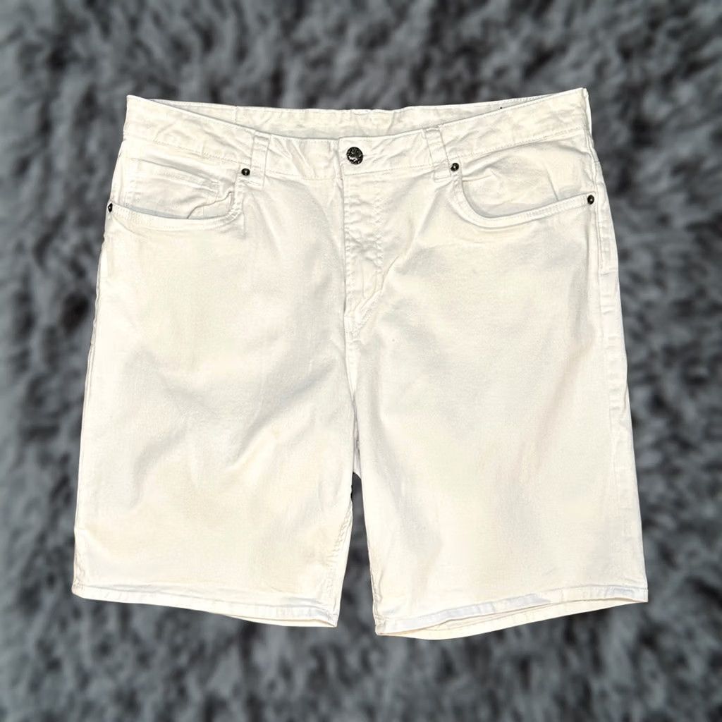 Buffalo David Bitton Buffalo David Bitton Dean Relaxed Straight Denim Shorts White 40 Size US 40 / EU 56 - 1 Thumbnail