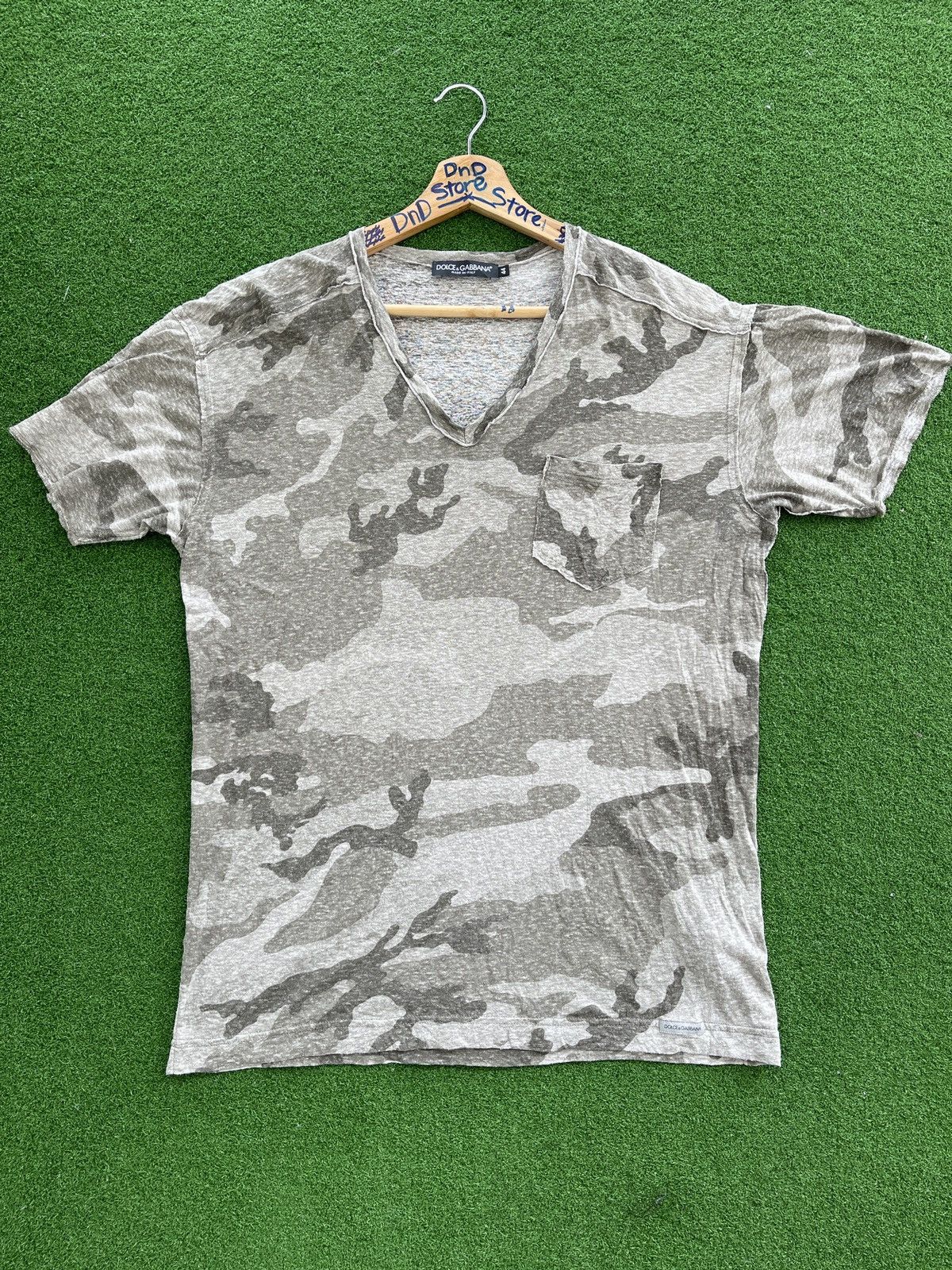 Dolce & Gabbana VINTAGE D&G CAMO V NECK SINGLE POCKET VERY RARE Size US M / EU 48-50 / 2 - 1 Thumbnail