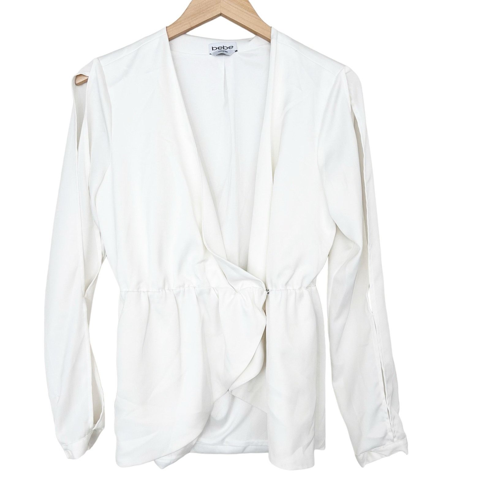 Bebe Bebe White Surplice Blouse Slit Arms Sz 6 Size M / US 6-8 / IT 42-44 - 5 Thumbnail