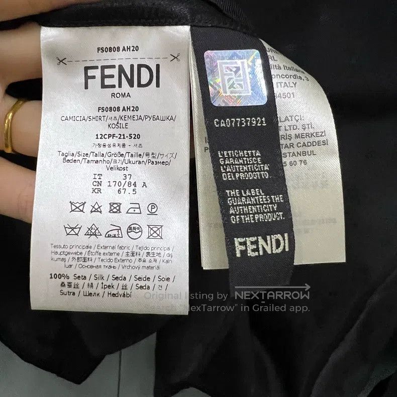 Fendi Fendi sizze 37 Black logo long-sleeve shirt with bulletproo Size US XS / EU 42 / 0 - 6 Thumbnail