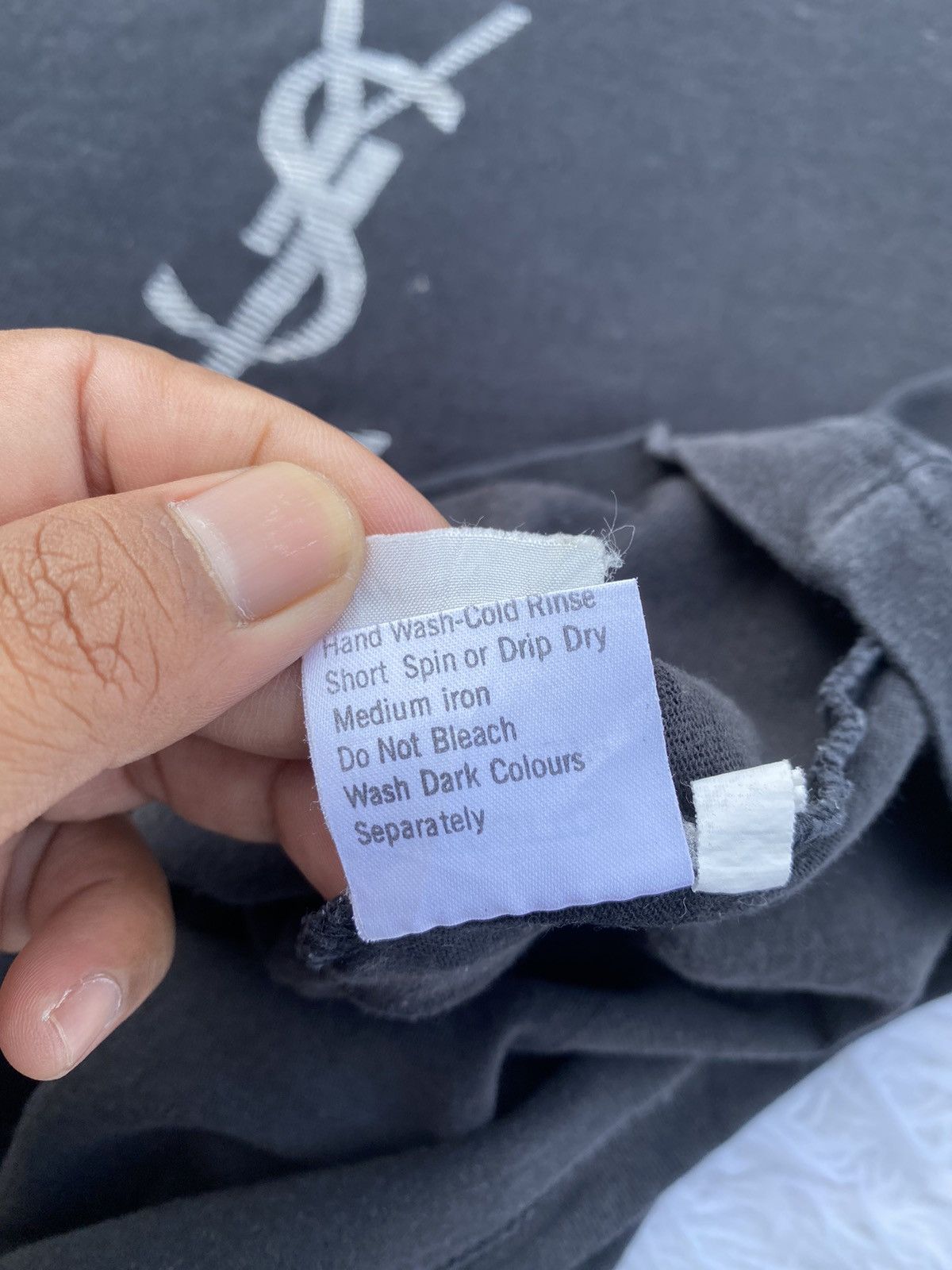 Yves Saint Laurent Rare Vintage Yves Saint Laurent YSL Spellout Tshirt Size US M / EU 48-50 / 2 - 13 Thumbnail