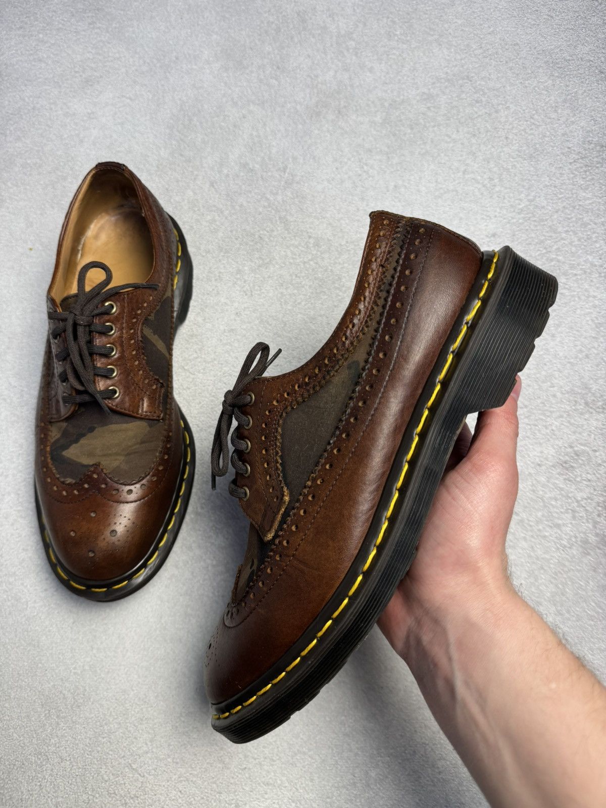 Dr. Martens Dr. Martens Doc Made in England 3989 Camo Leather Brogue US8 Size US 8 / EU 41 - 8 Thumbnail