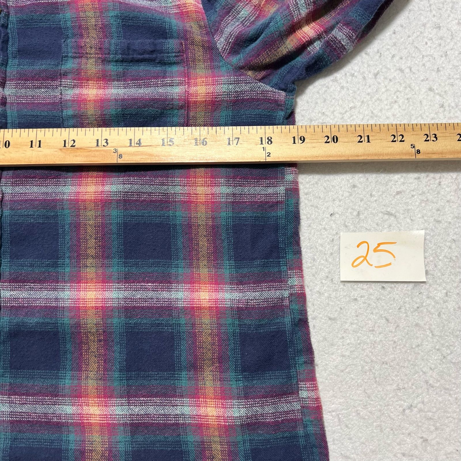 Brandy Melville Brandy Melville Women’s One Size Flannel Plaid Button Up Size ONE SIZE - 7 Thumbnail