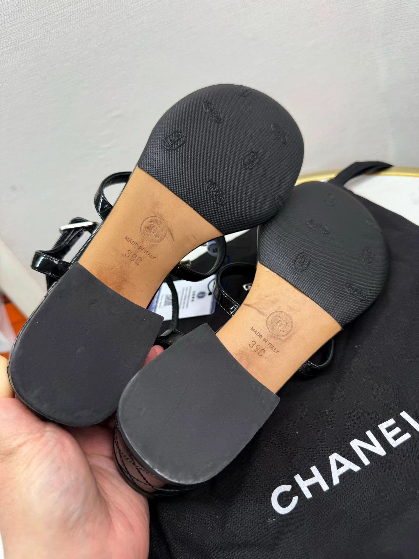 Chanel Chanel Authentic Sandals FR 39 2-3 wears cleaned Size US 8 / IT 38 - 7 Thumbnail